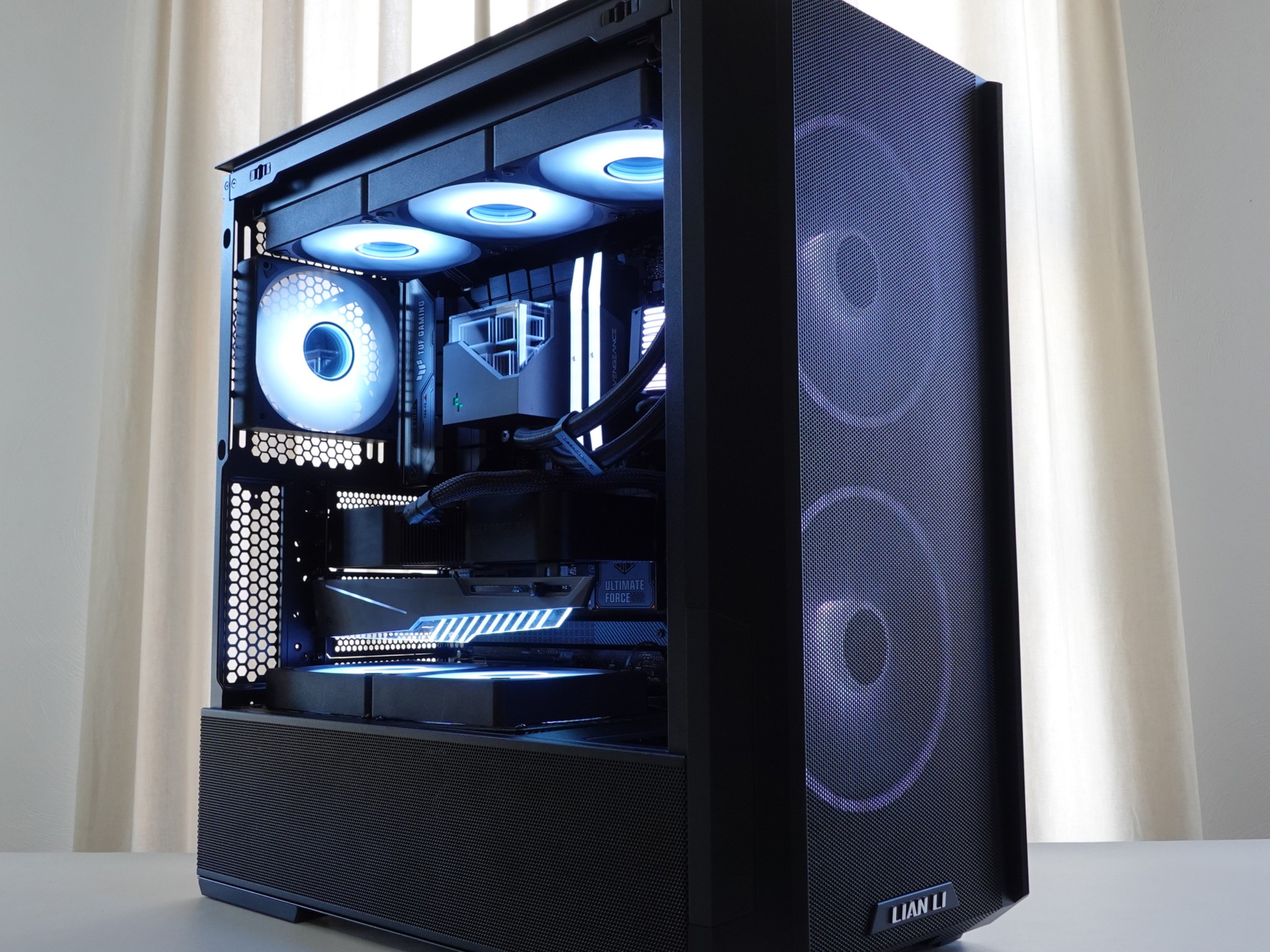 ⚫️⚔️ Black High-End 1440p Gaming PC Intel Core i5-14600K NVIDIA 4070 SUPER 64GB DDR5-6000 2TB NVMe