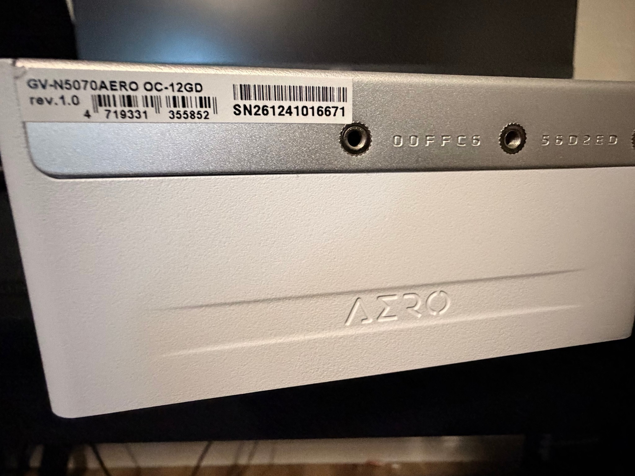 GIGABYTE GeForce RTX 5070 AERO OC 12G