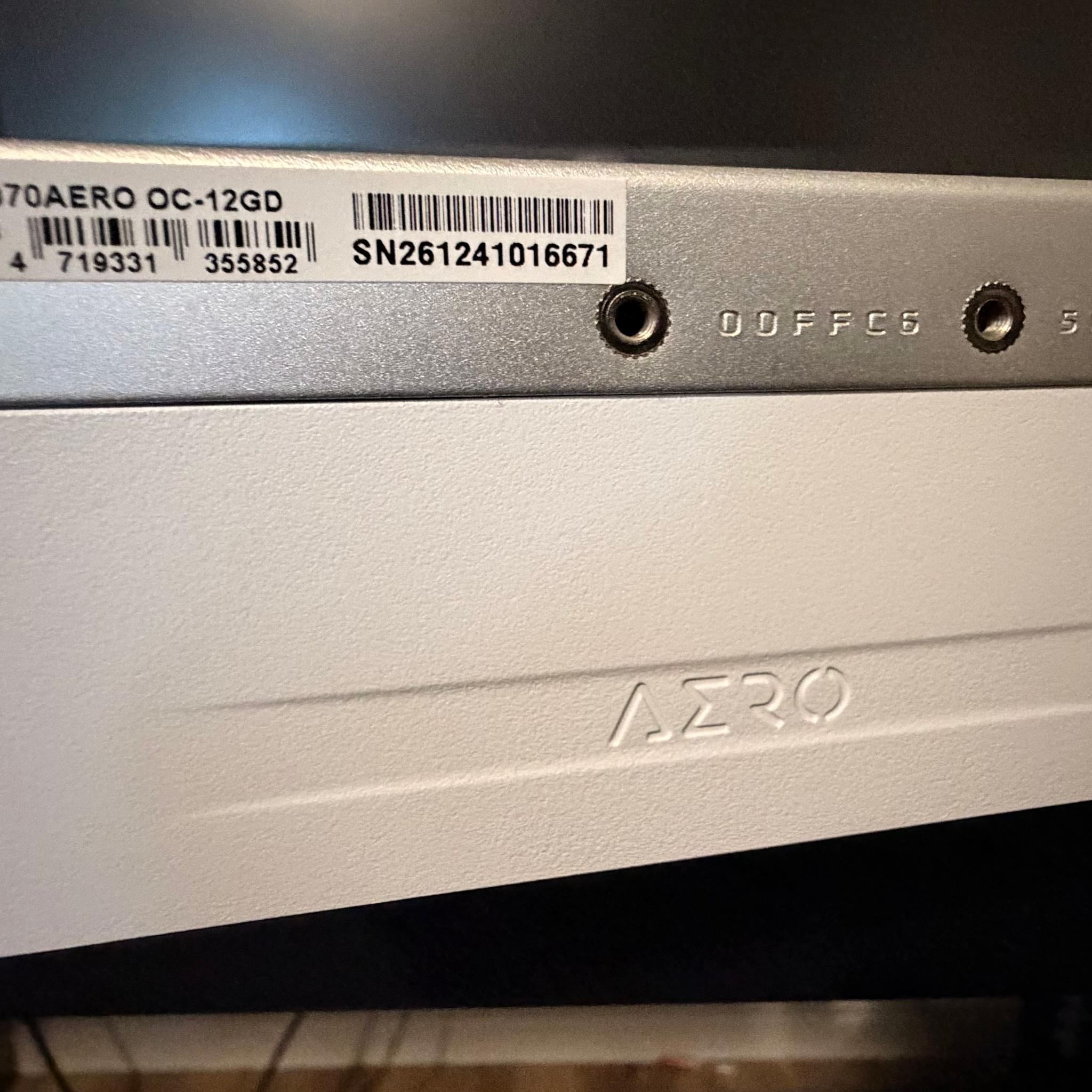 GIGABYTE GeForce RTX 5070 AERO OC 12G