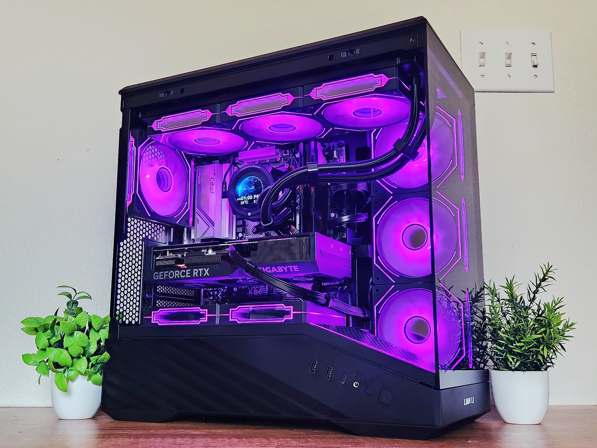 RTX 4070 Super | Ryzen 7 7700X | 32GB DDR5 | 2TB NVMe | WiFi + BT | WINDOWS 11 Pro |⭐Voyager⭐