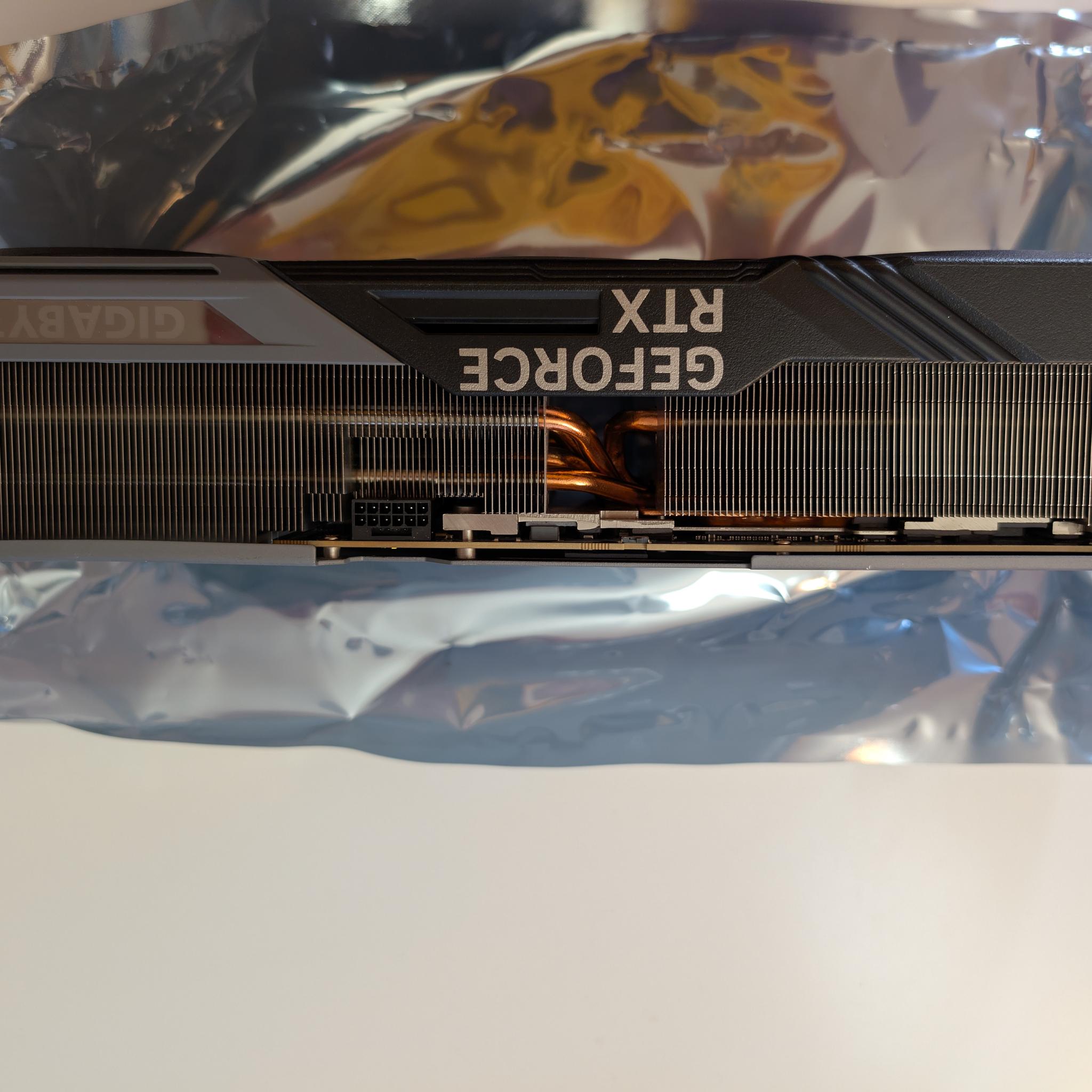 GIGABYTE GeForce RTX 4090 GAMING OC 24G with original box and 4x8 pin to 16 pin adapter