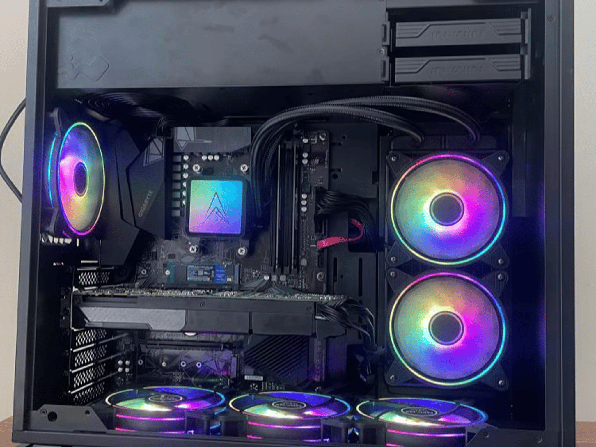 Saleen / Ryzen 5 1600AF, Gtx 1070 8gb
