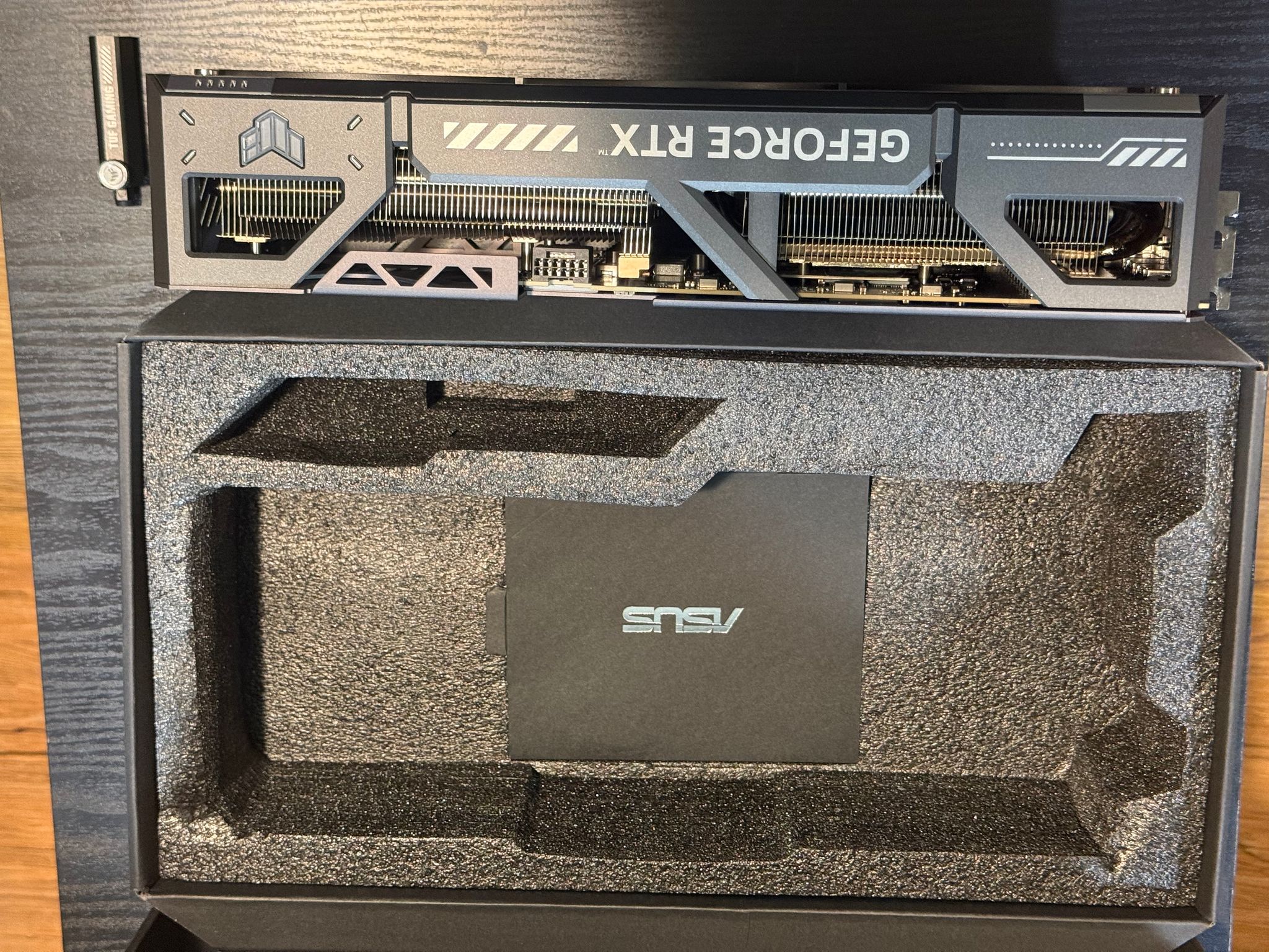 ASUS TUF Gaming GeForce RTX 5080 16GB GDDR7 OC Edition