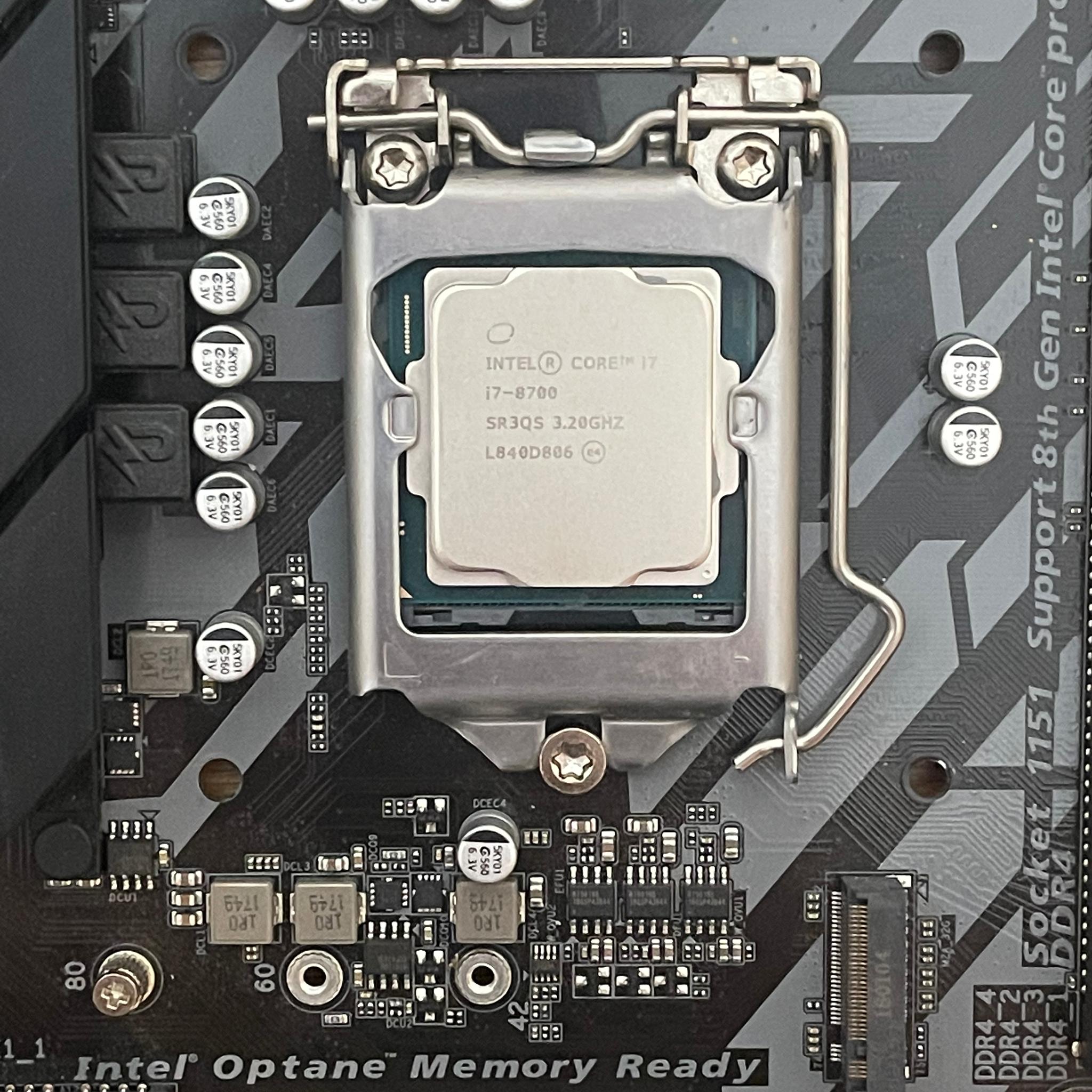 Used, Gigabyte z370 HD3, i7-8700, 16GB, 256GB