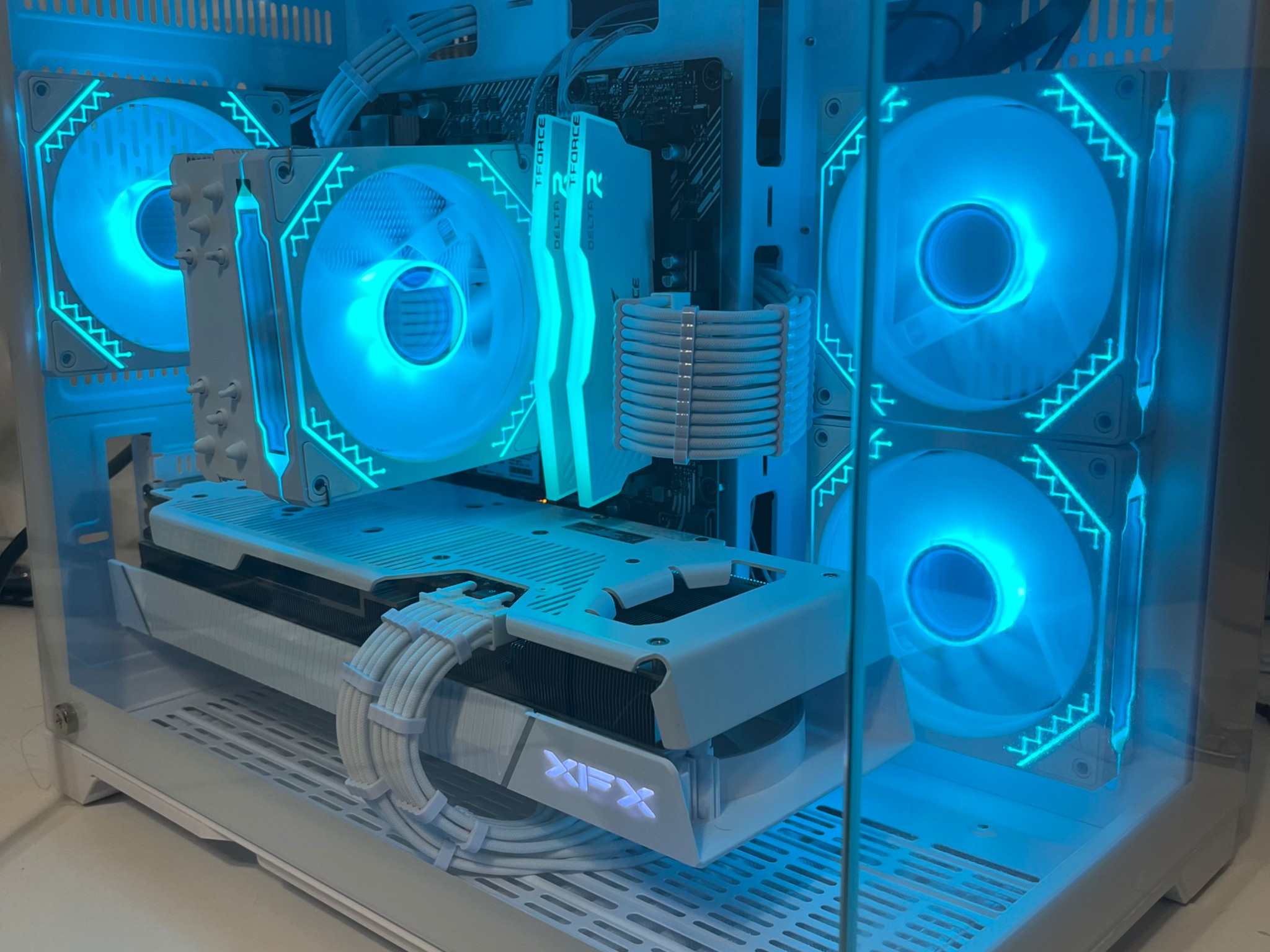 1440p Streaming/Gaming PC|RX 7800XT|Ryzen 7 5700x|1 TB M.2 SSD