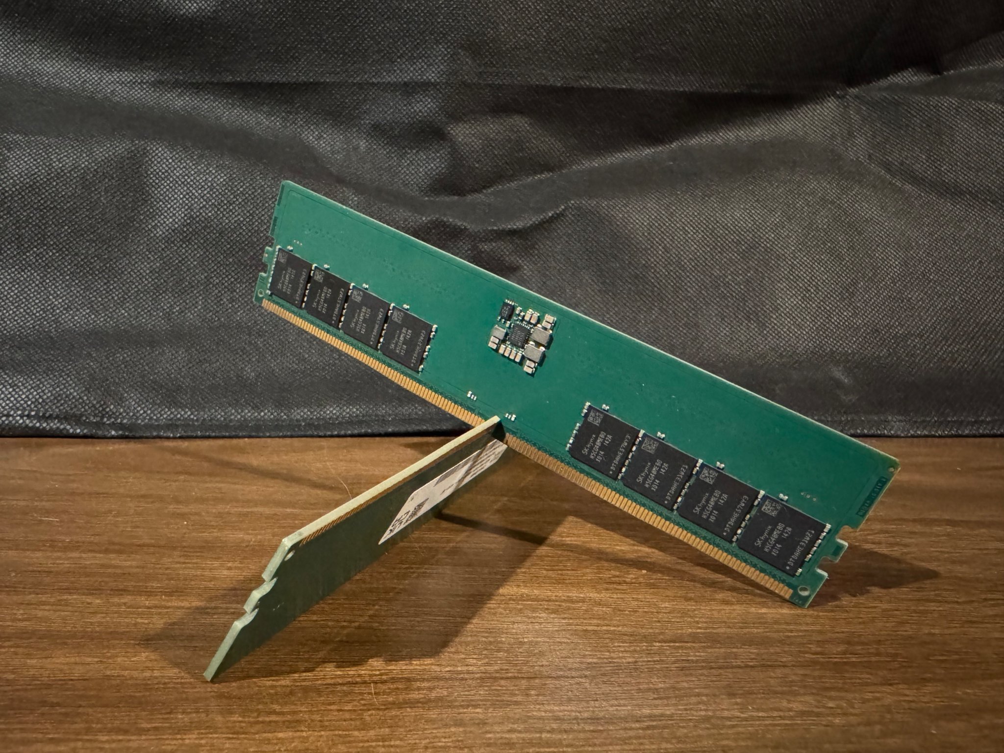 DDR5 DIMM (2x16GB) (32GB TOTAL) RAM @4800Mhz