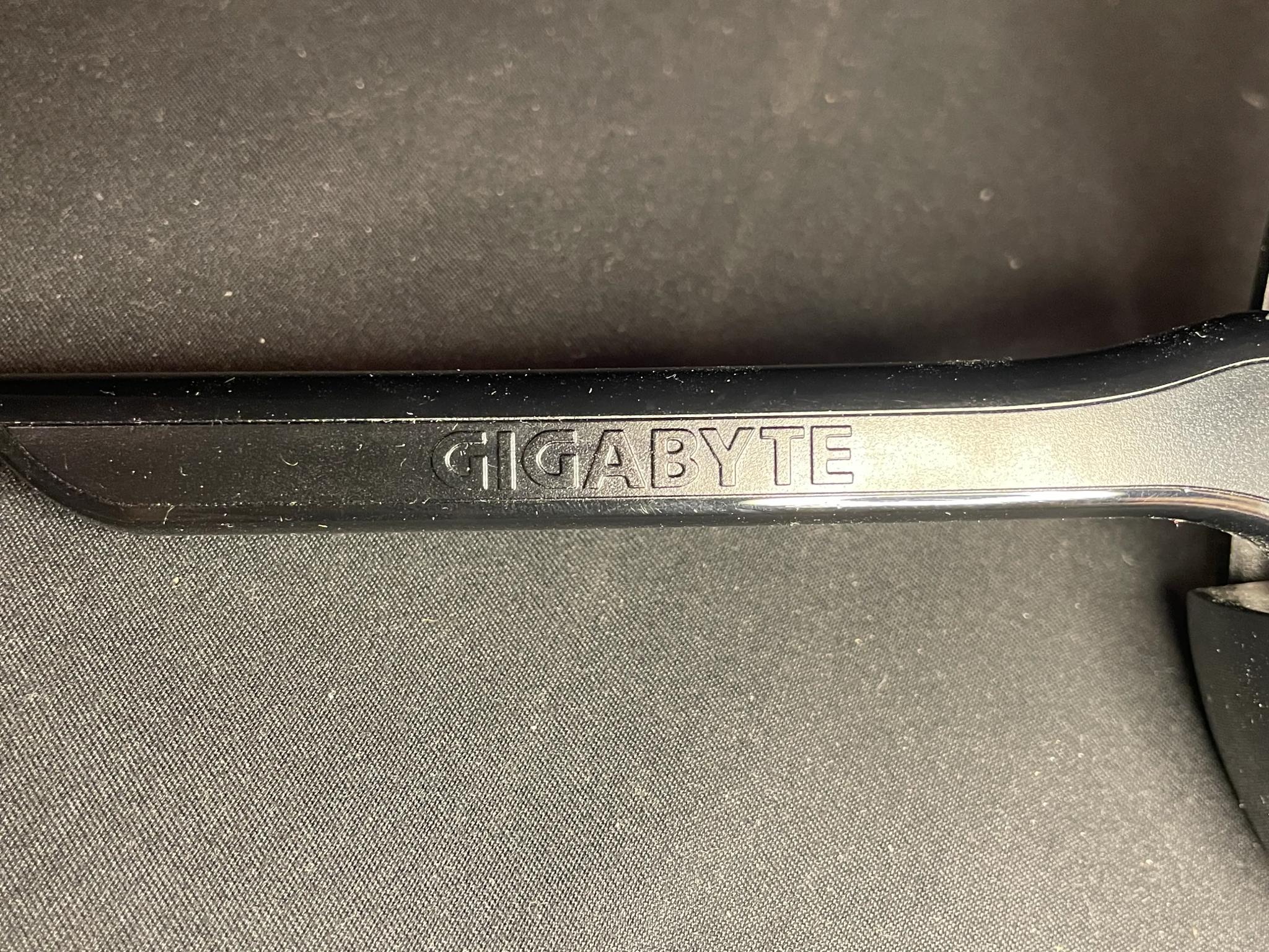 MSI Z390 Gaming Edge AC Motherboard wifi adapter