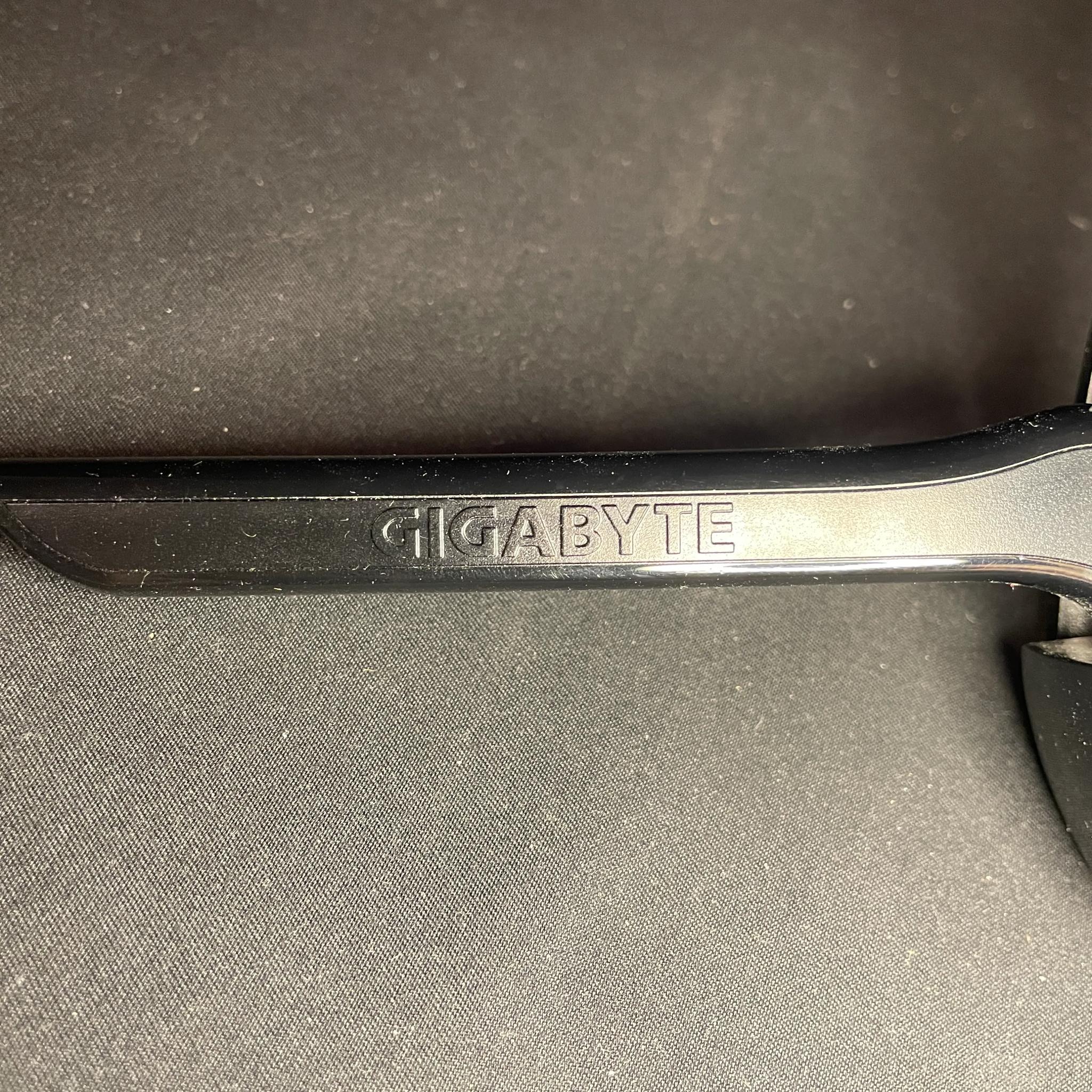 MSI Z390 Gaming Edge AC Motherboard wifi adapter