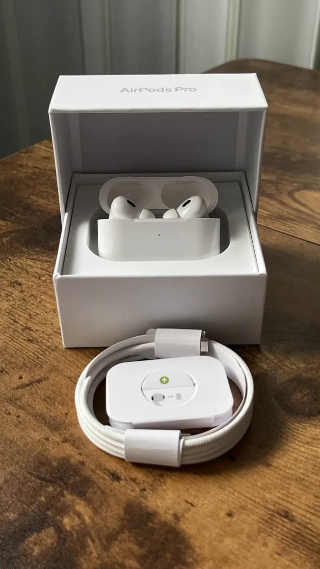 Open Box AirPods Pro 2nd Generation USB Type-C with ANC and MagSafe Wireless Charging