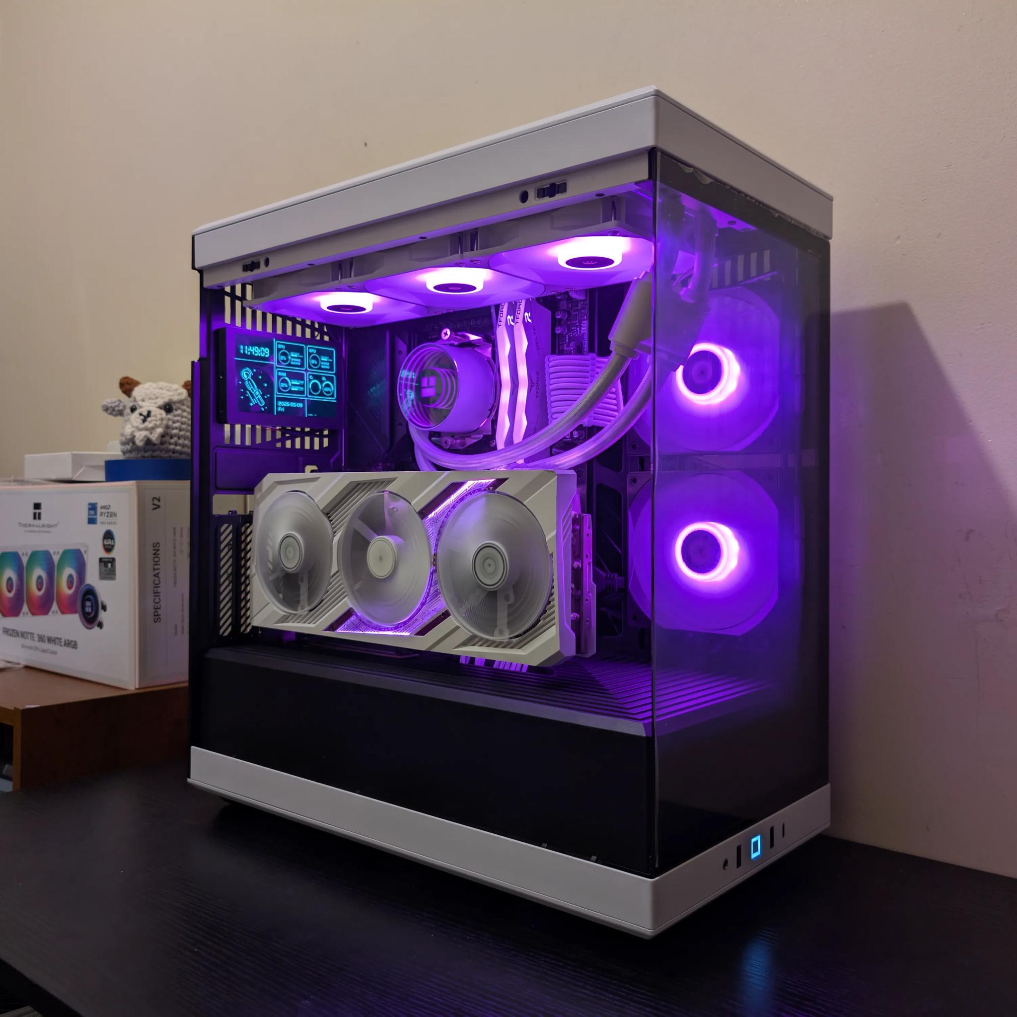 🔥🐼 1440p/4K Gaming Beast | RX 7900XT | Ryzen 9 7900X | 2TB SSD | 32GB RAM | WiFi 6 & Bluetooth 🐼🔥