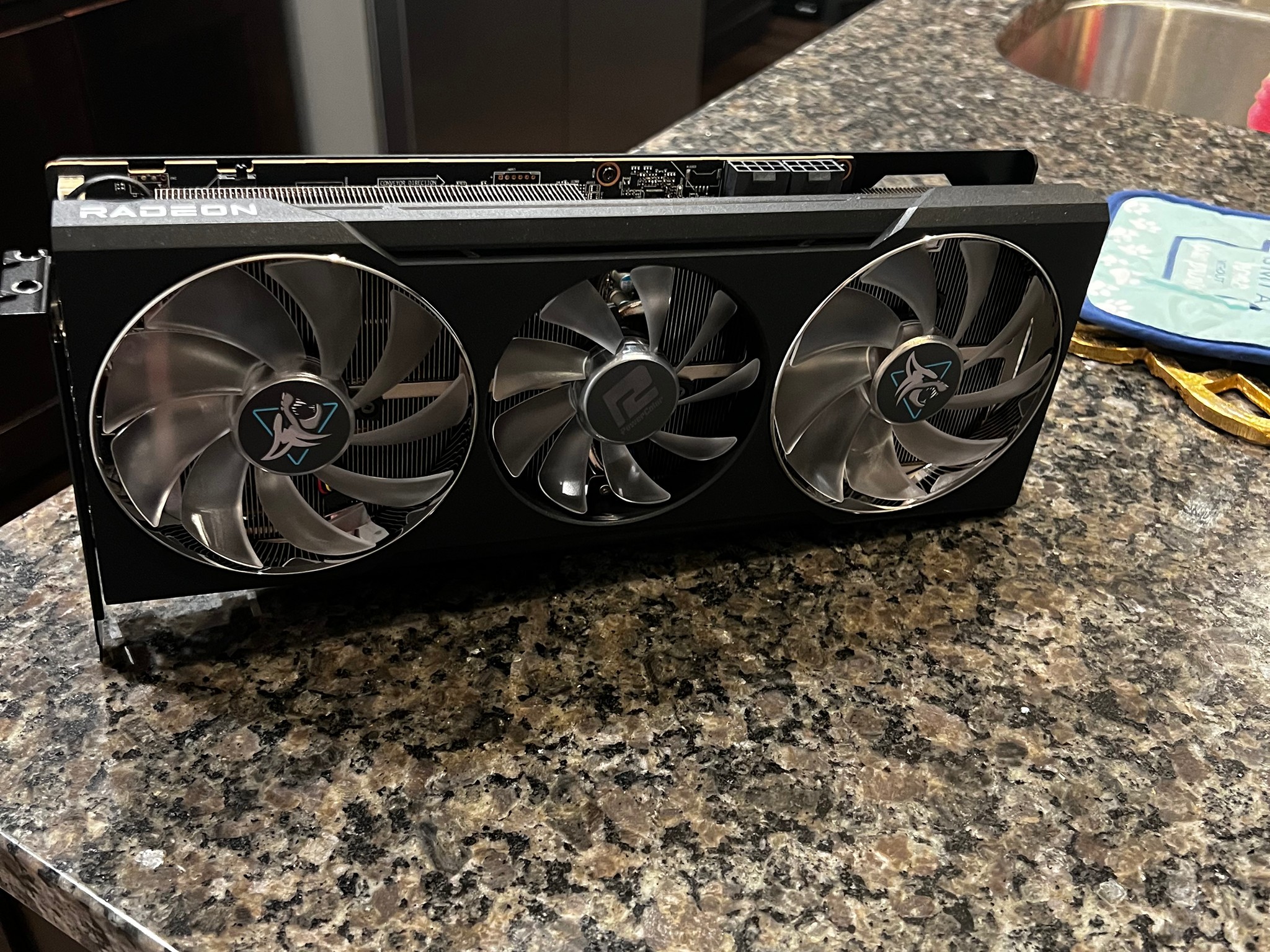 AMD Power Color Hellhound 6700 XT