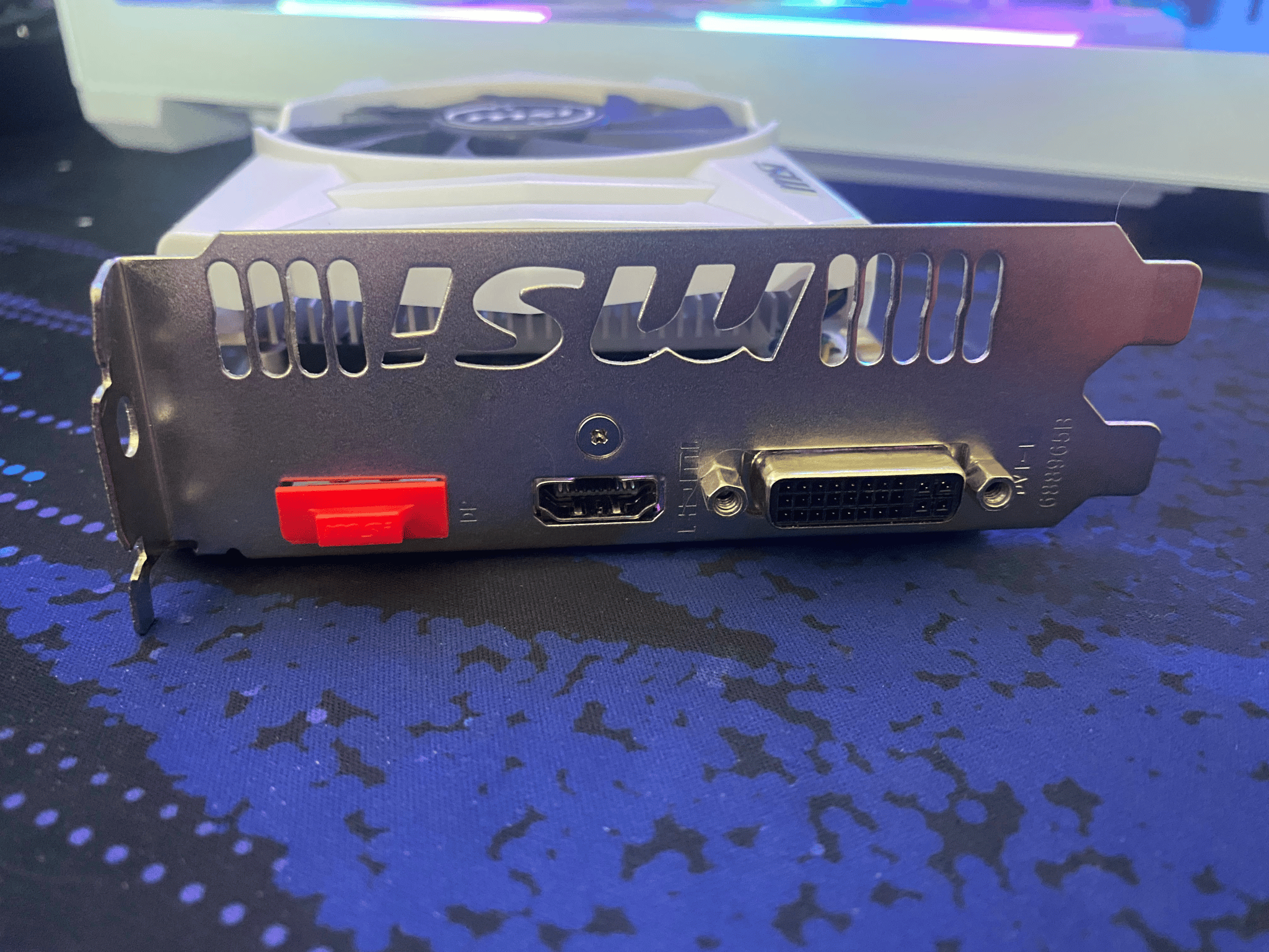 Great condition GTX 950 2GB Ultra Budget Video Card for Esports Gaming. 