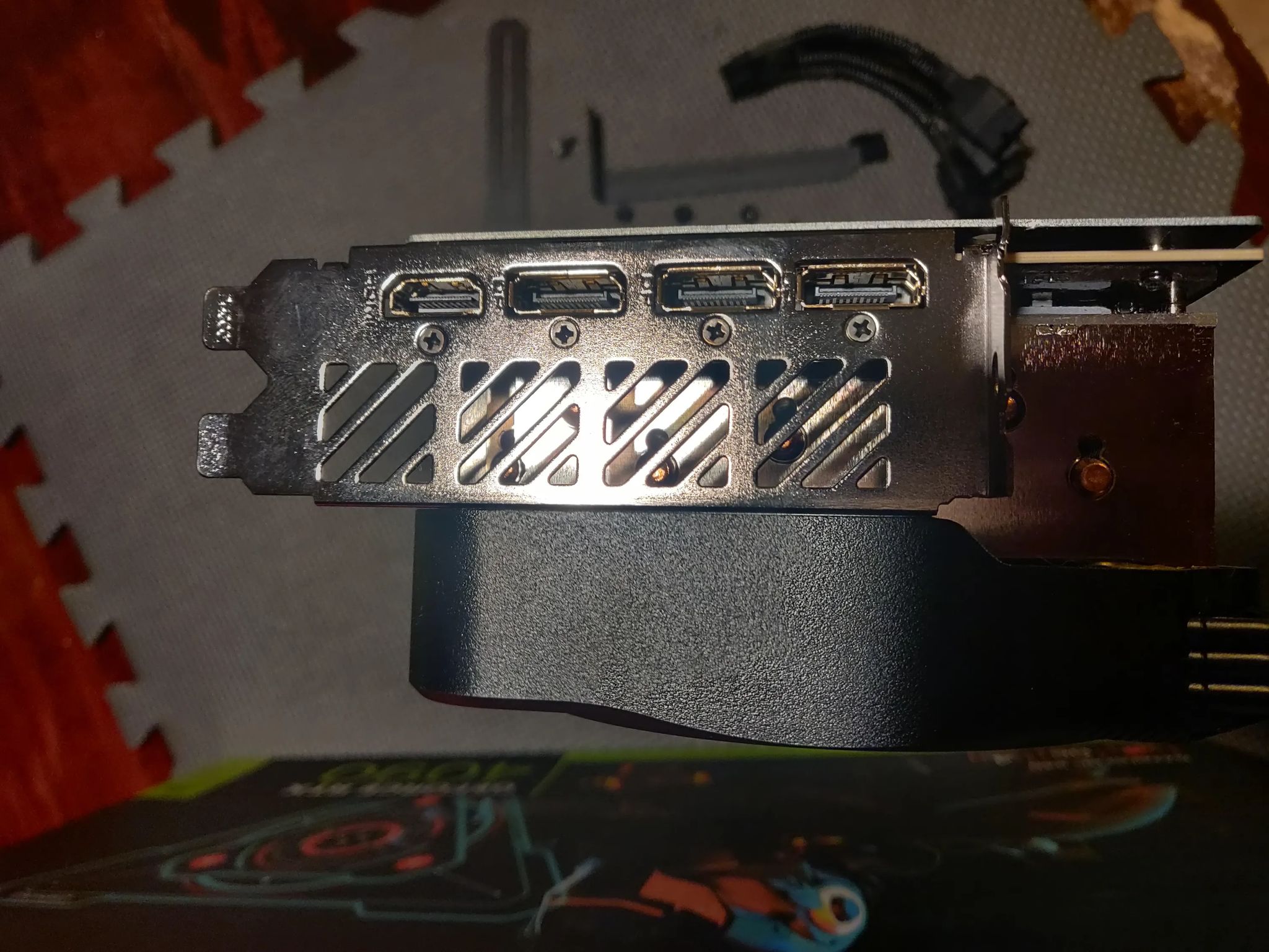 Gigabyte RTX 4090 Gaming OC 24G - used in box