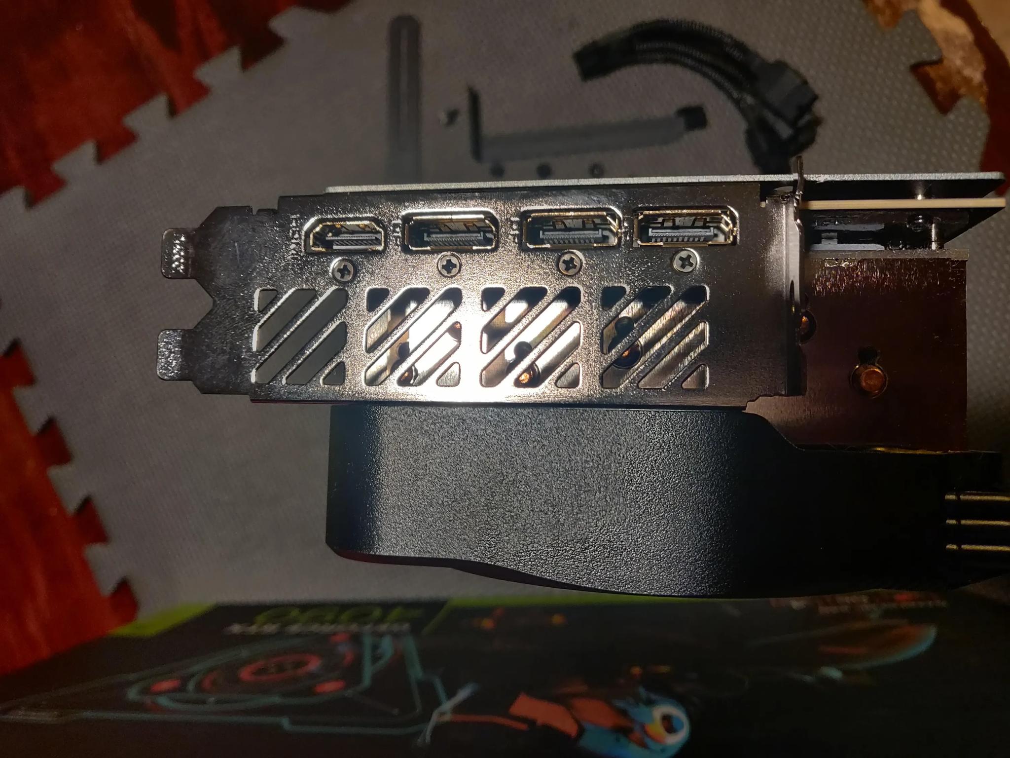 Gigabyte RTX 4090 Gaming OC 24G - used in box