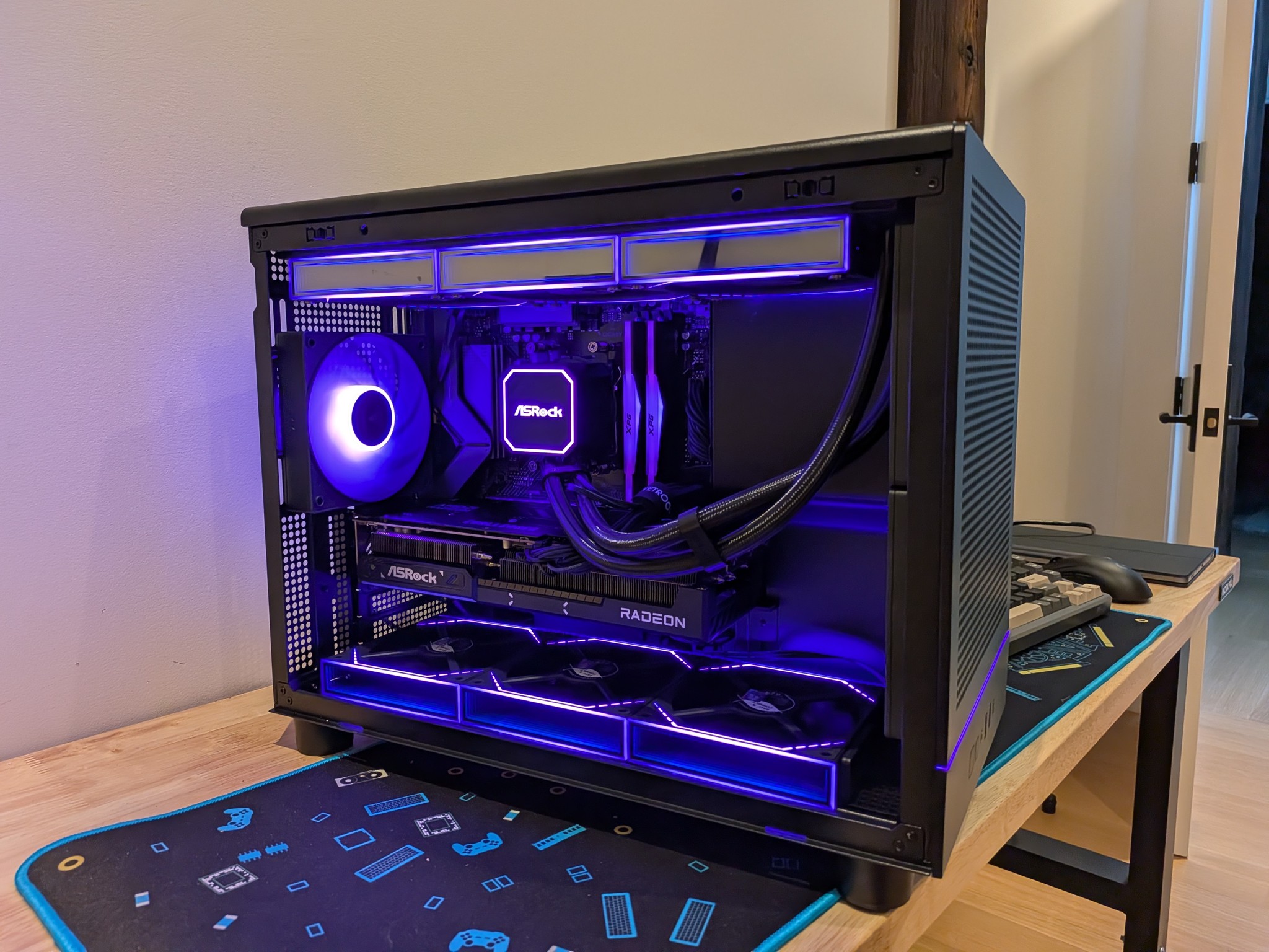 1440p Nightcrawler - RX 9070, Ryzen 5 9600X, 32 GB DDR5 RAM, 1 TB Gen 4 NVME, RGB, Liquid Cooled