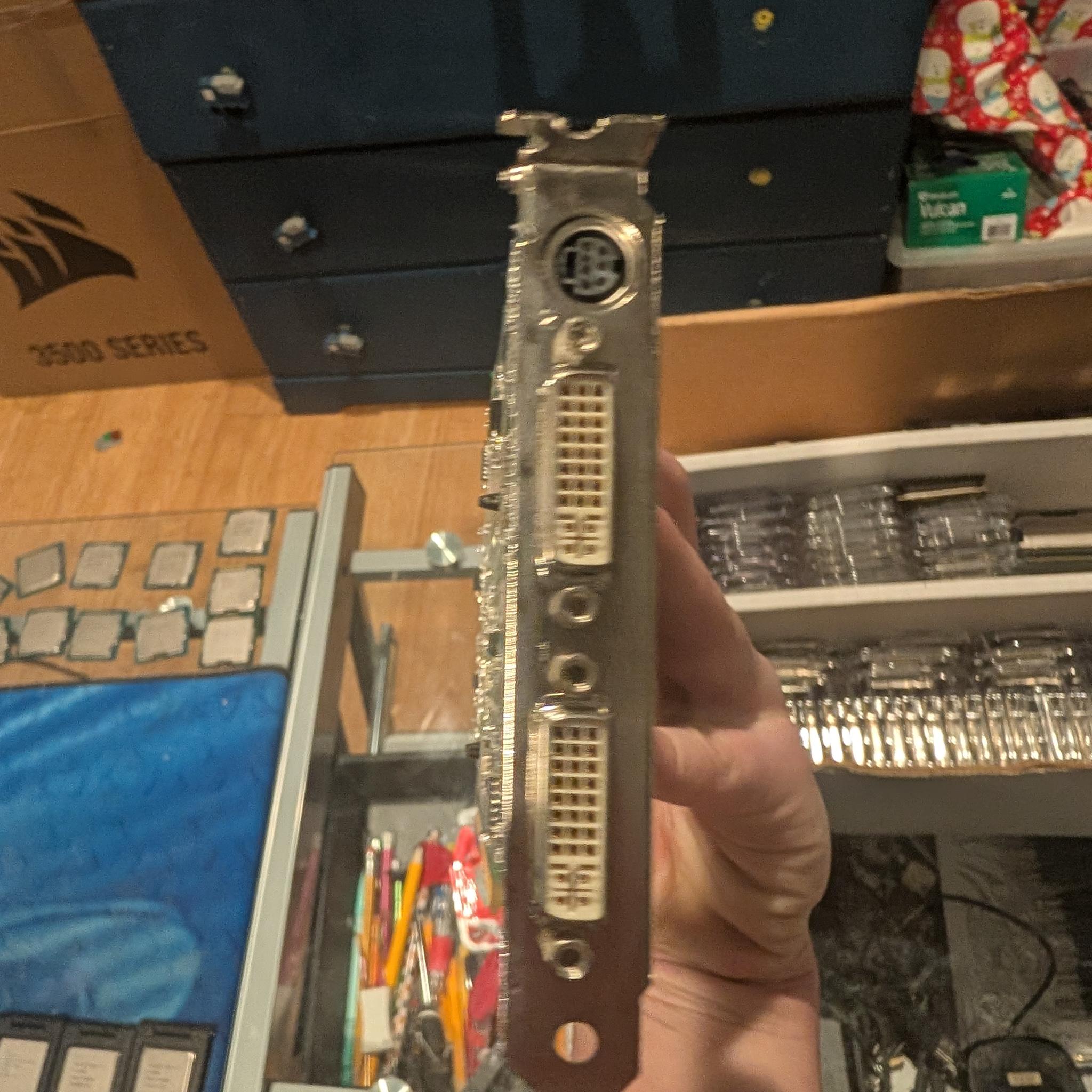 Nvidia quadro FX 560