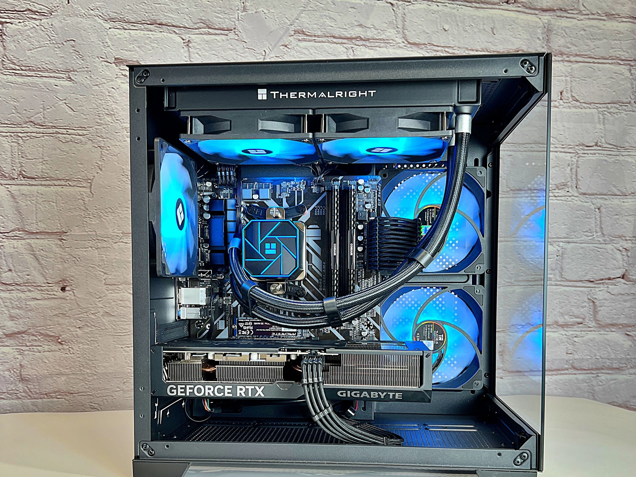 Liquid Cooled RTX 4070 Ryzen 5 5600X 32GB RAM 1TB M.2 Win 11 Gaming PC
