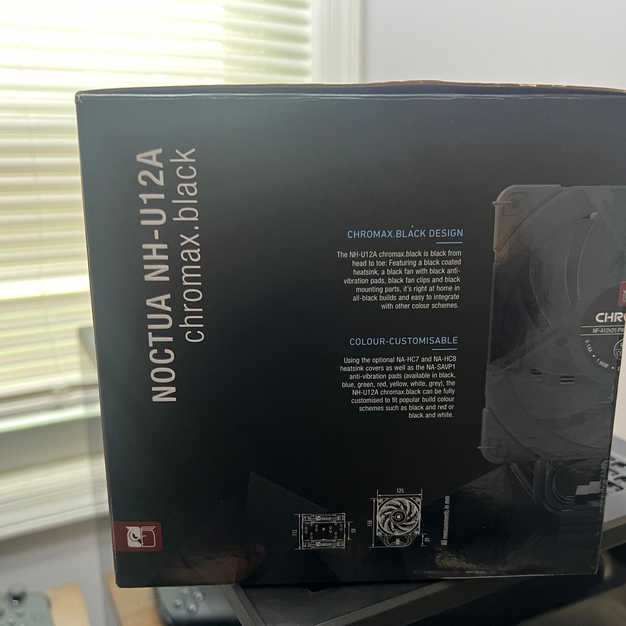 Noctua NH-U12A chromax.Black, 120mm Single-Tower CPU Cooler (Black)