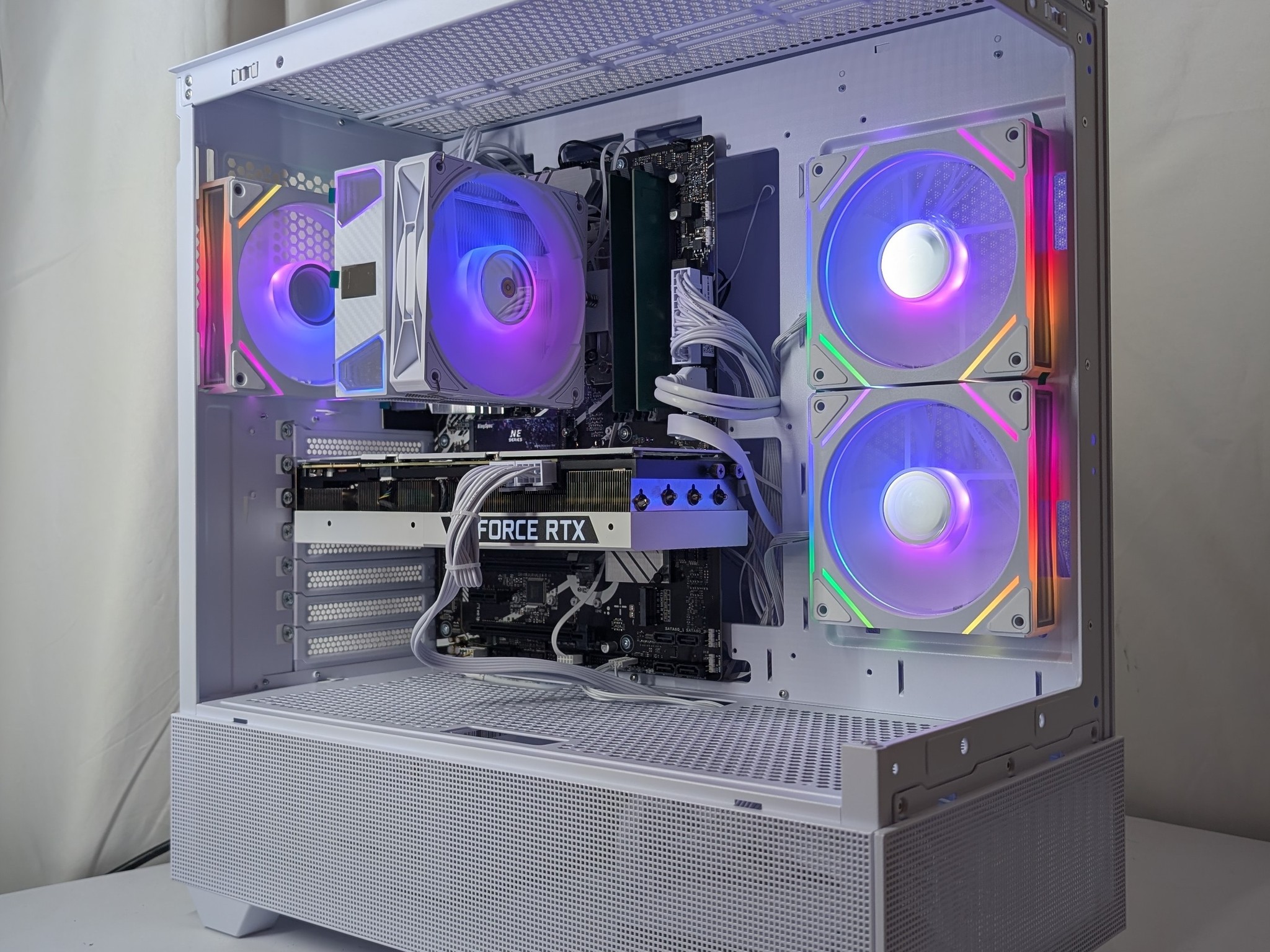 RTX 3090 | i5-12600KF | Z790 | 16GB DDR5 | 1TB NVMe | 1000W
