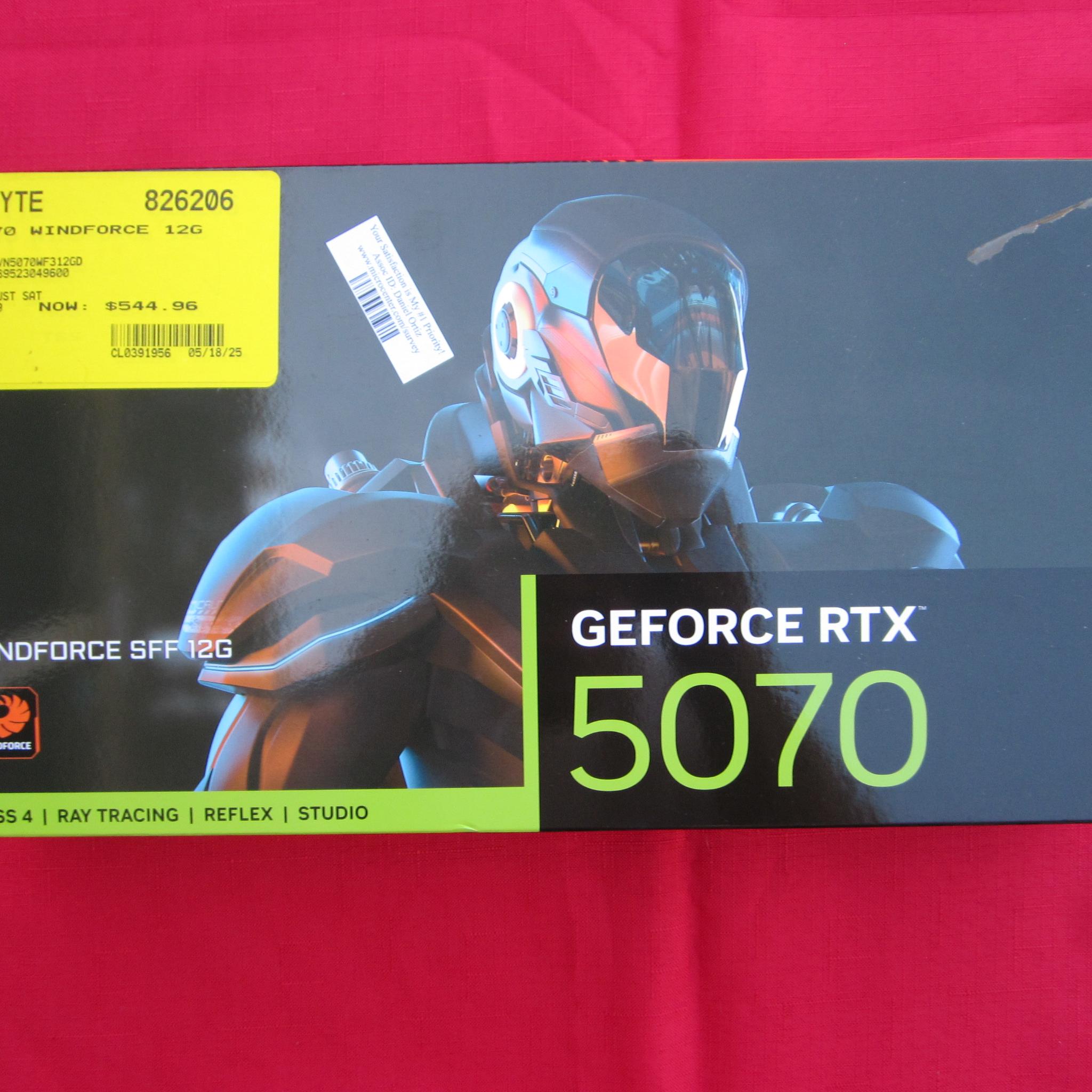 オウカページ New Open Box! Gigabyte Windforce SFF RTX 5070 12Gb | Jawa