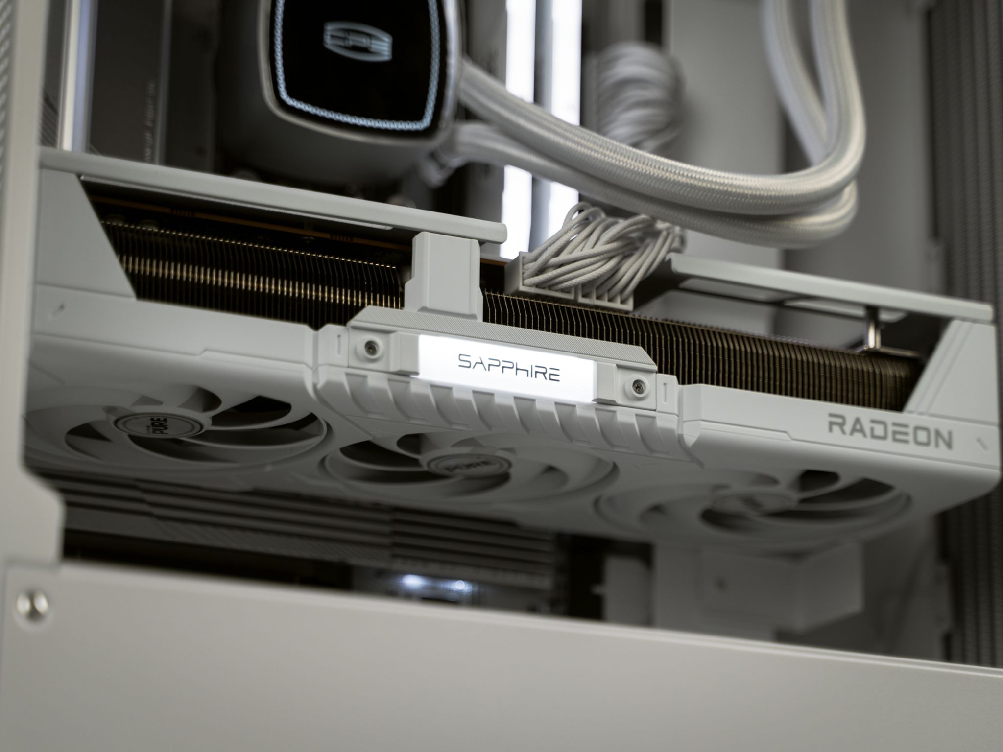 “Fractus.Astra ” RX 9070 Ryzen 7 9700X 32GB Windows 11 2TB Gaming PC Powerhouse