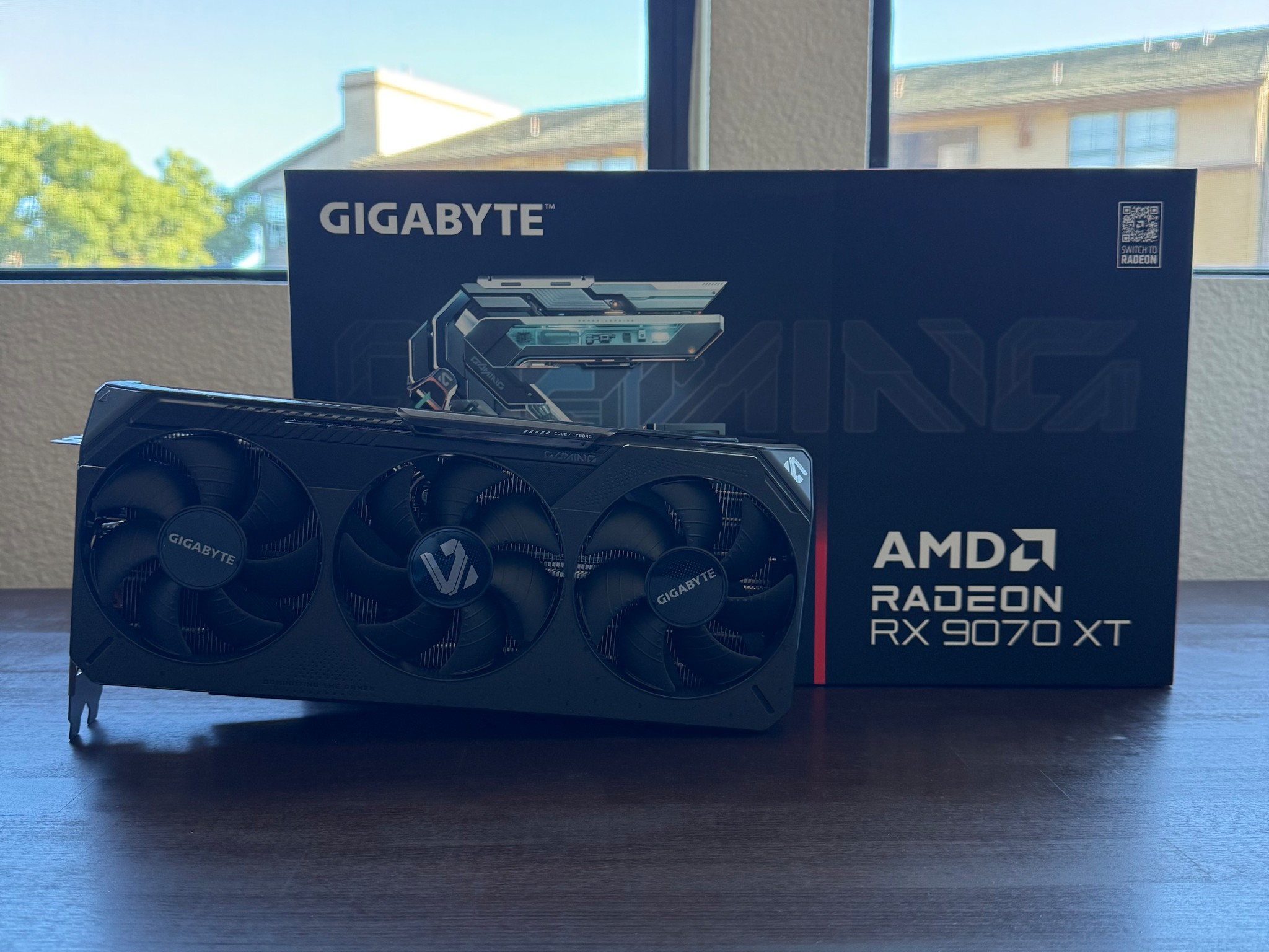 Gigabyte Gaming OC AMD Radeon RX 9070XT