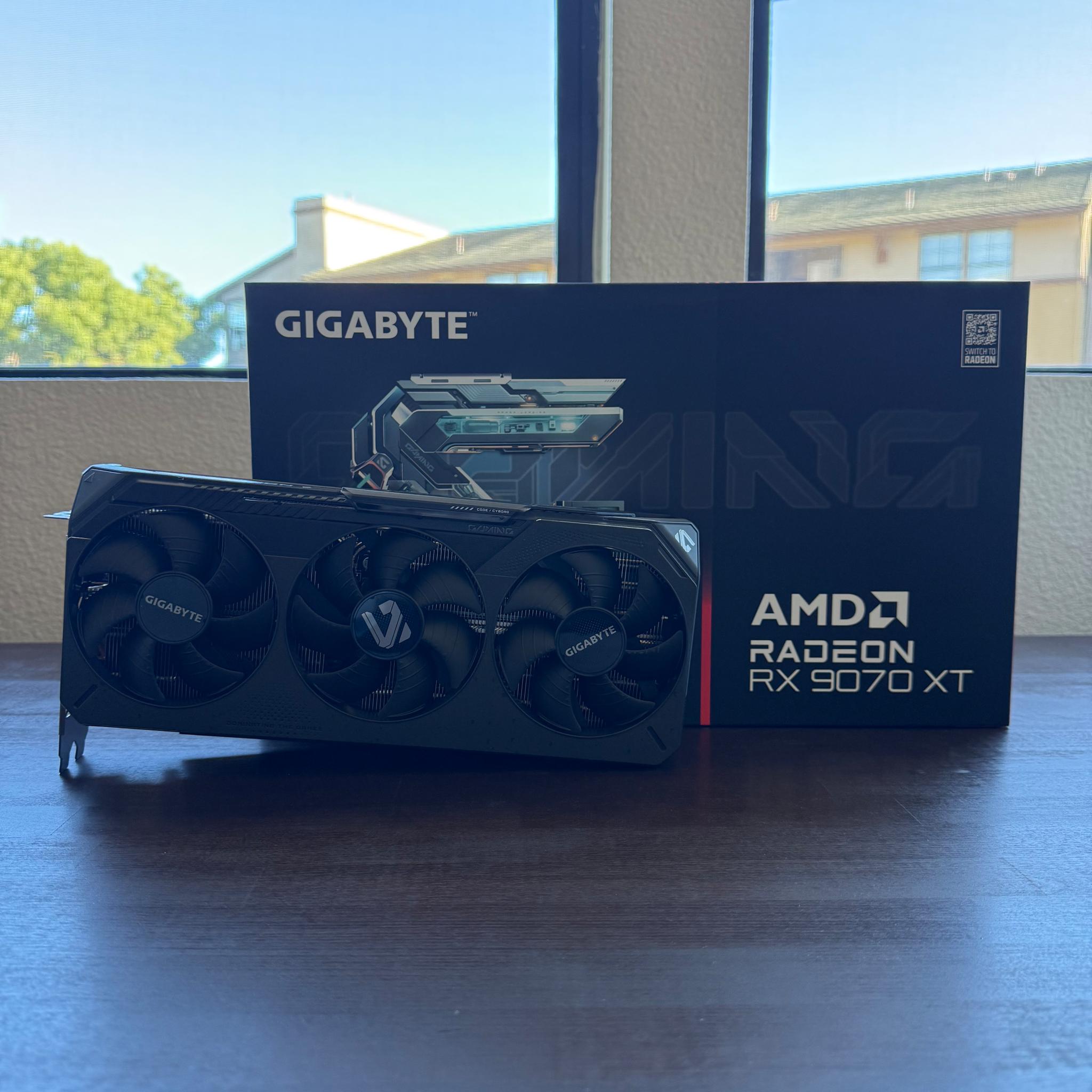 Gigabyte Gaming OC AMD Radeon RX 9070XT