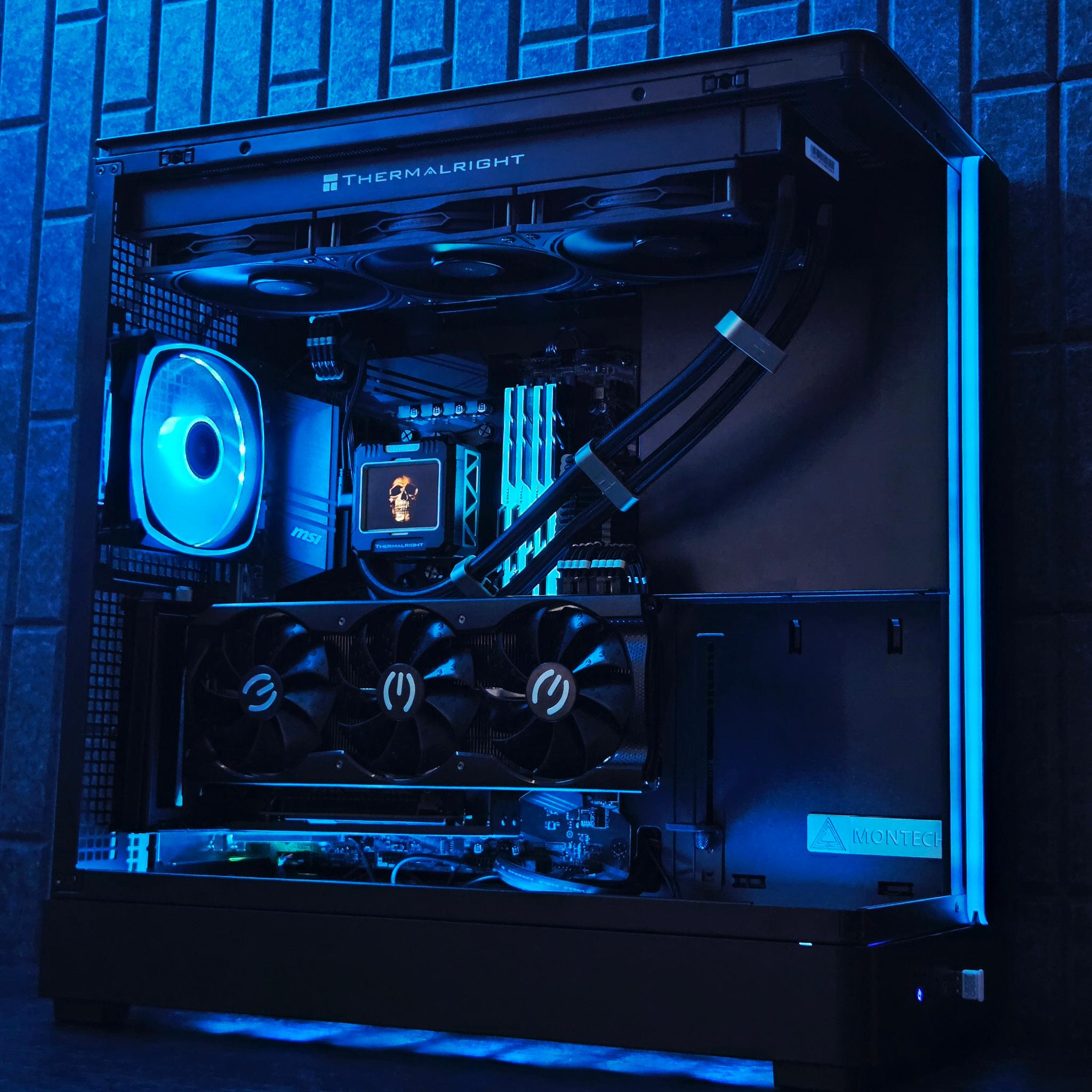 King Midas 👑| RTX 3080 | Ryzen 5600x | 32GB RAM | Custom Gold Parts