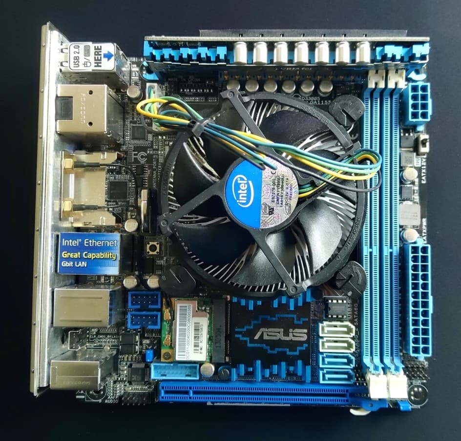ASUS P8Z77-I Deluxe MOBO & Intel i7-3770 CPU Combo