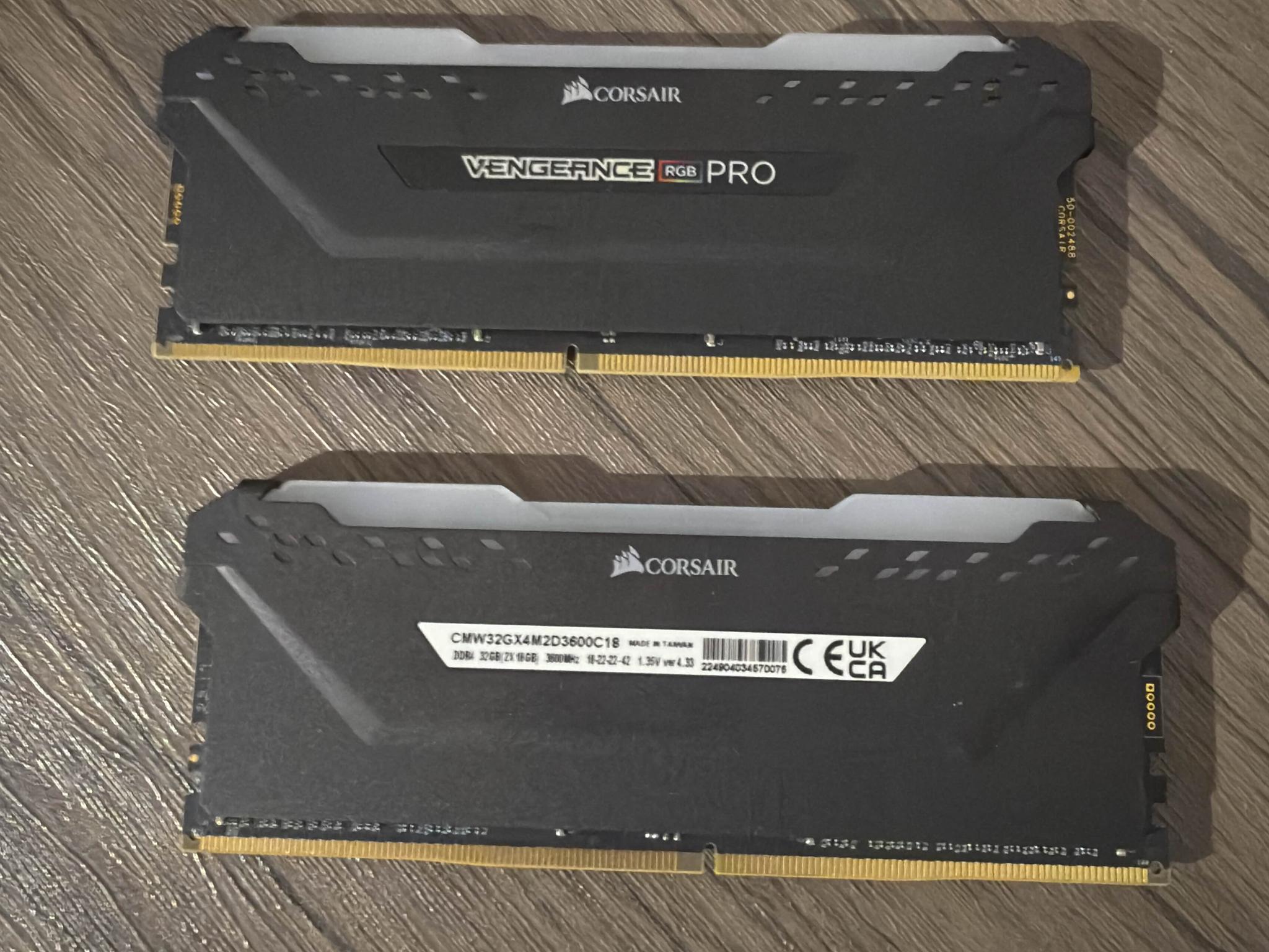 Corsair Vengeance RGB PRO 32GB (2x16) 3600