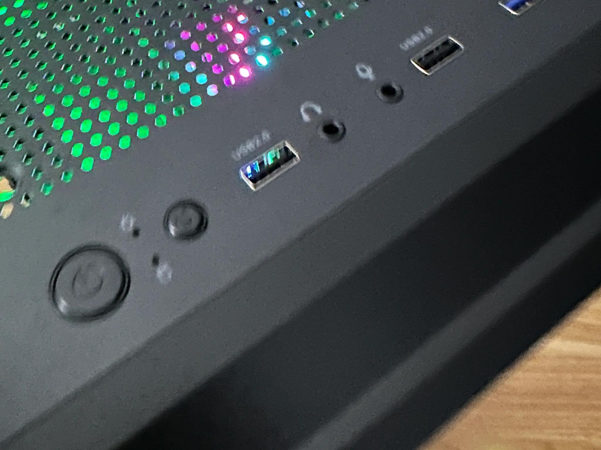GTX 1070 8gb + Ryzen 2600 Custom Gaming PC. Easy to upgrade!!