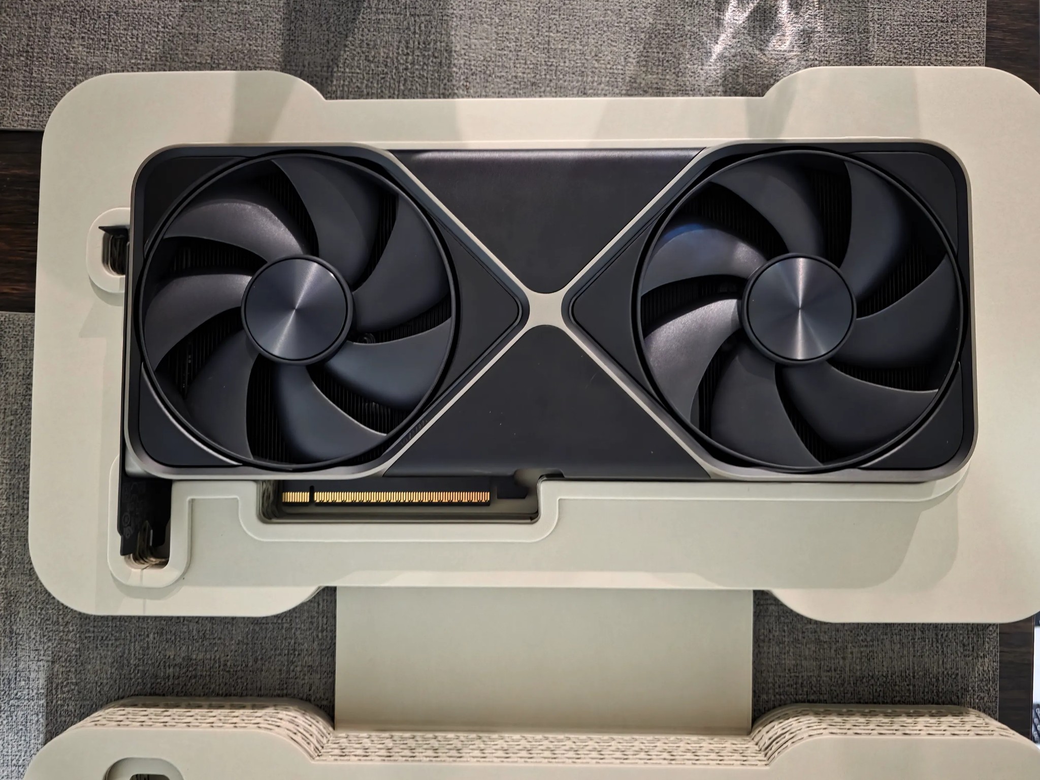 RTX 5080 FE