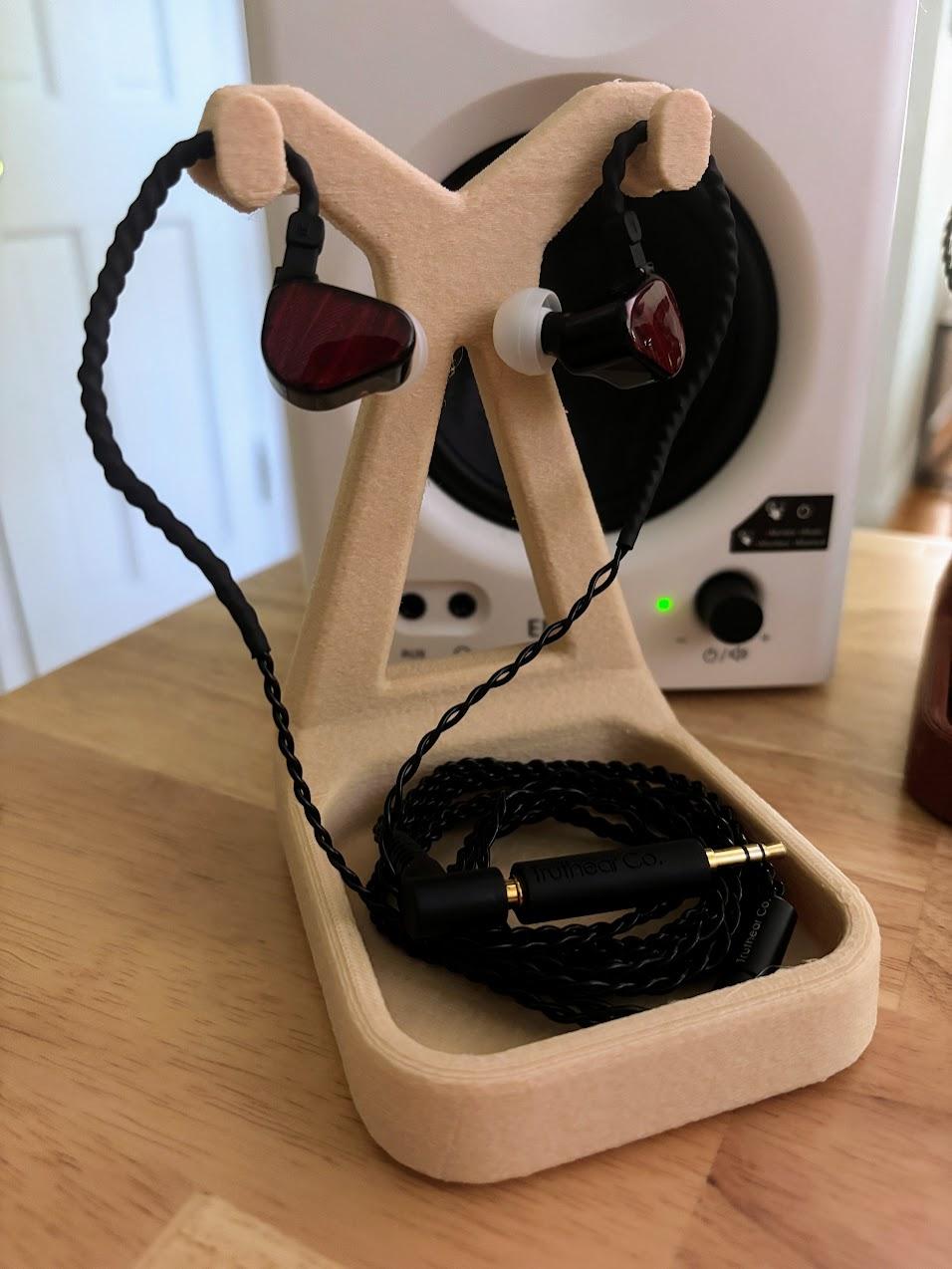 Minimalist Wood PLA IEM Display Stand, Audiophile Earphone Holder (3D Printed)