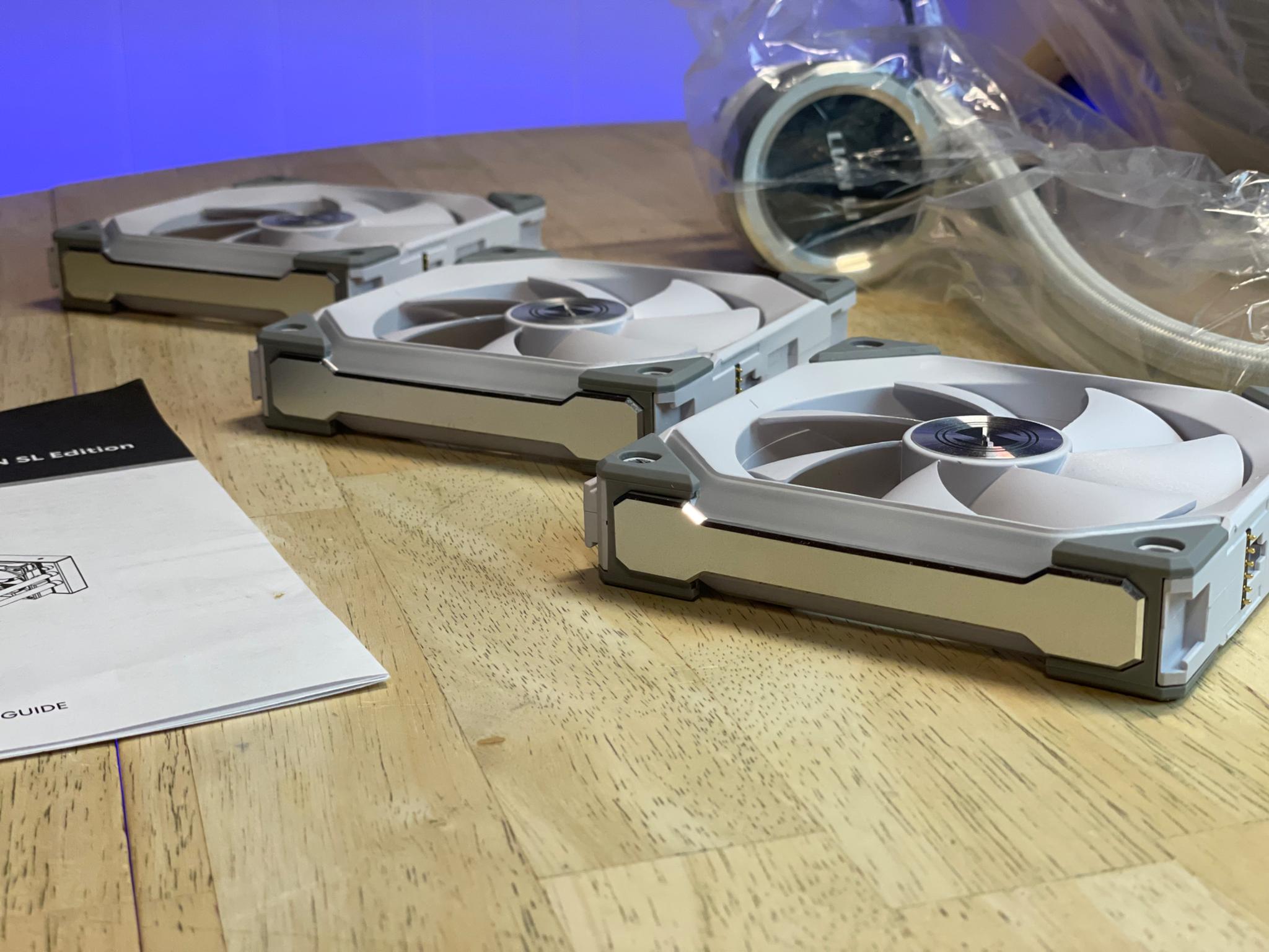 Lian Li Galahad 360 UNI FAN SL Edition AIO