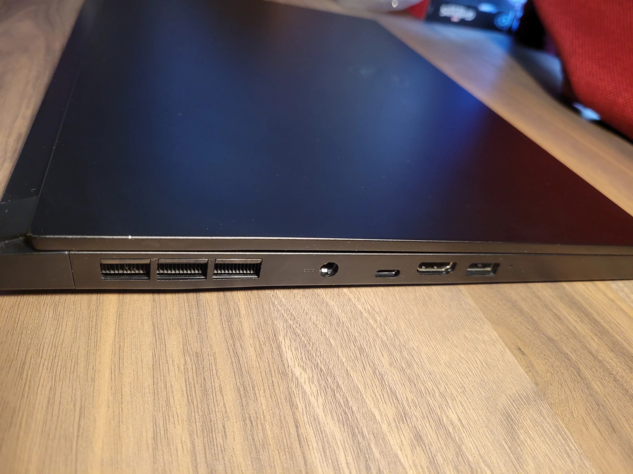 MSi GS66 Stealth Gaming Laptop