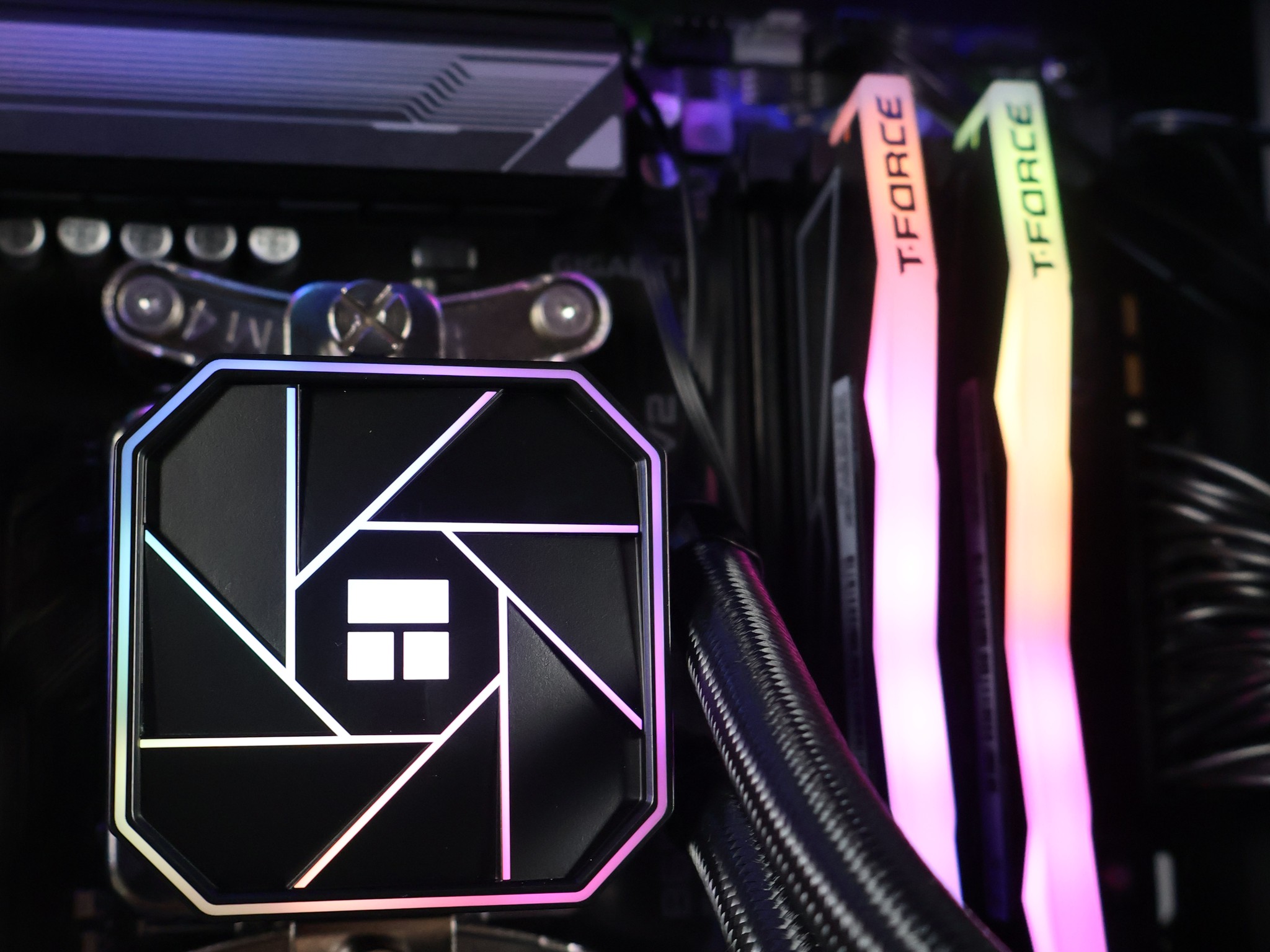 ⚫ Ryzen 7 9700X/RX 9070XT 16GB Gaming/Streaming PC ⚫