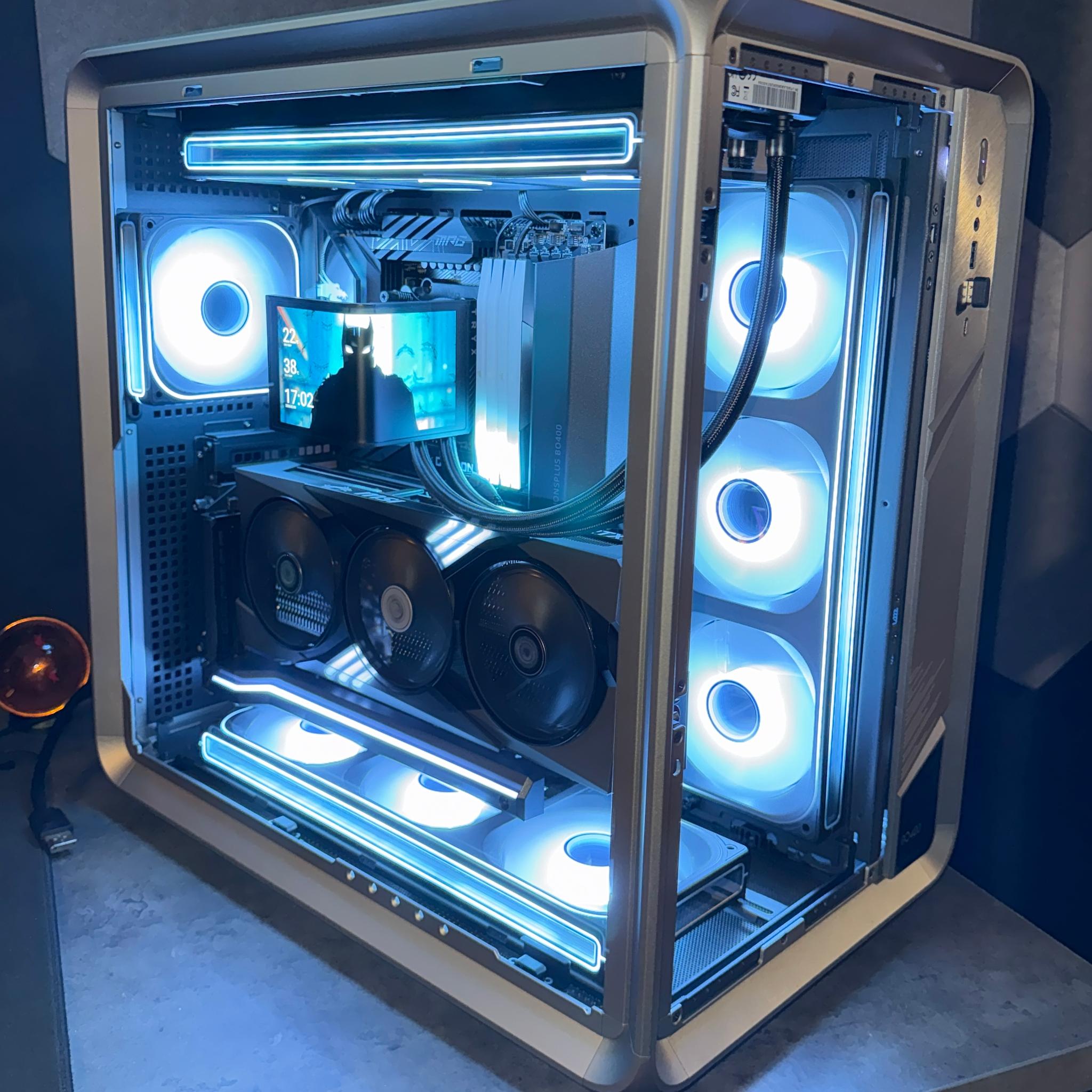 Custom MSI PRO Gaming PC|MSI RTX 5080 Gaming Trio|Ryzen 7 9800X3D|MSI 1250W PSU|4TB Gen 4 NVME SSD|