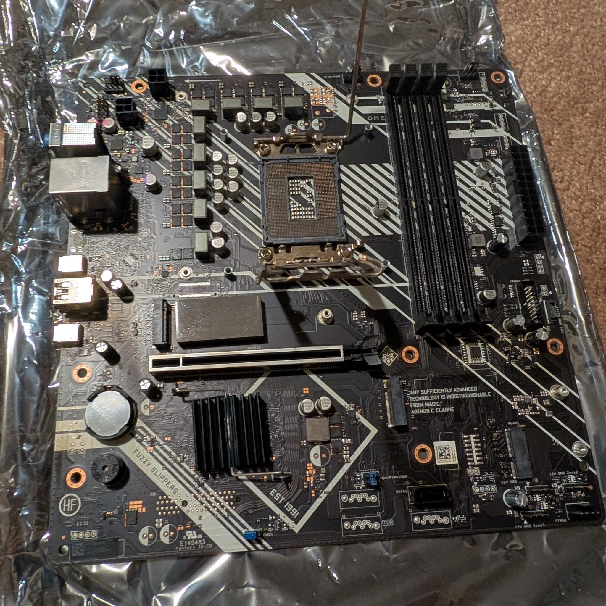 UNTESTED lga 1700 motherboard