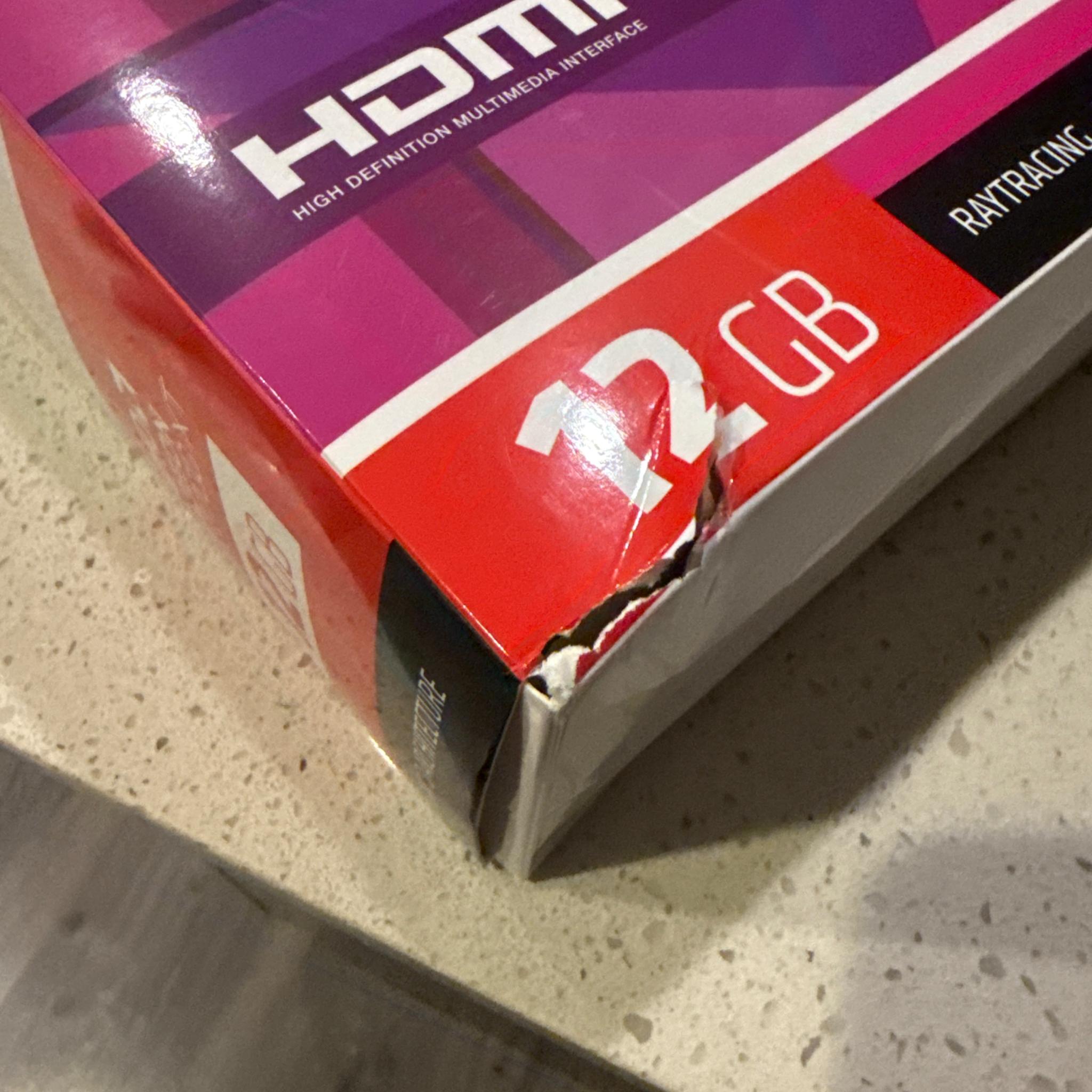 Radeon Rx Sapphire Pulse 7700XT 12gb VRAM