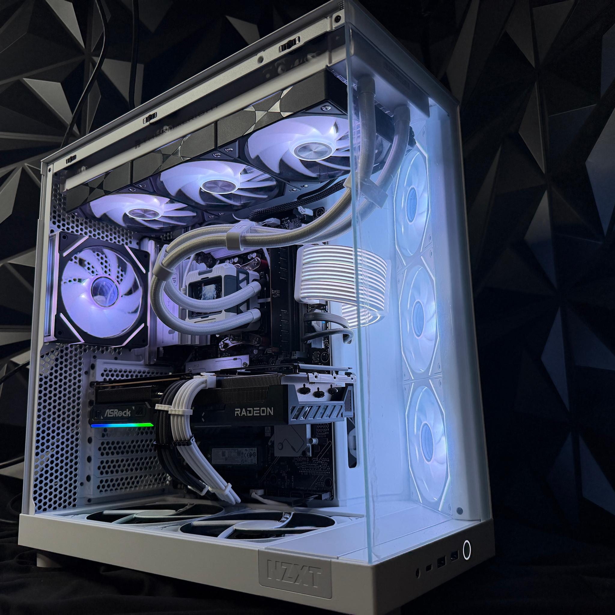 🖤❄️ BLACK ICE ❄️🖤Ryzen 9 7900X| RX 9070 | 4.5 TB NVMe| 32 GB DDR5| 850W Gold PSU