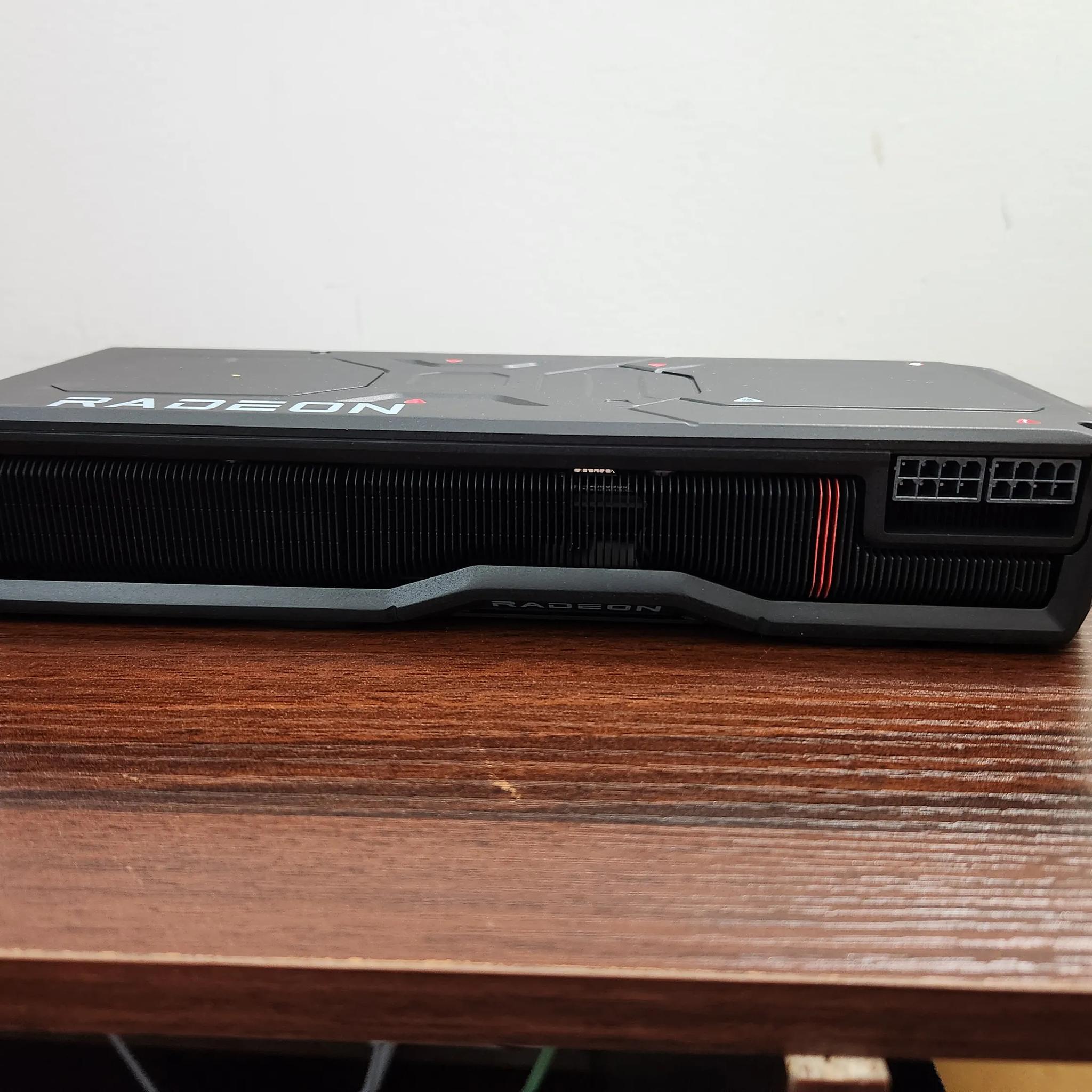 Like New/Open Box: AMD RX 7800XT - 16 GB GDDR6