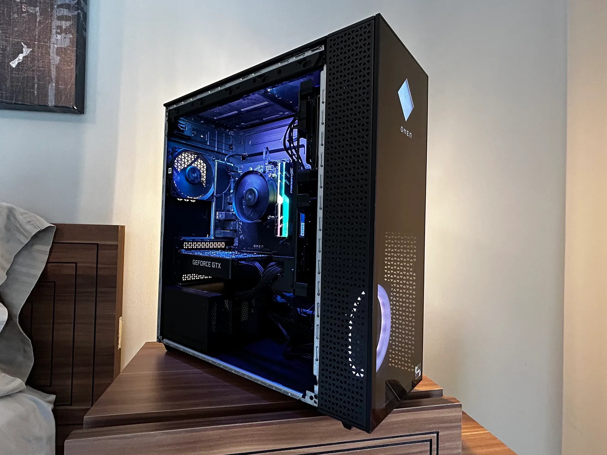 GTX 1660 SUPER || RYZEN 5 3600 || 16GB DDR4 RAM || 256GB M.2 NVMe SSD & 1TB HDD || WI-FI & BLUETOOTH