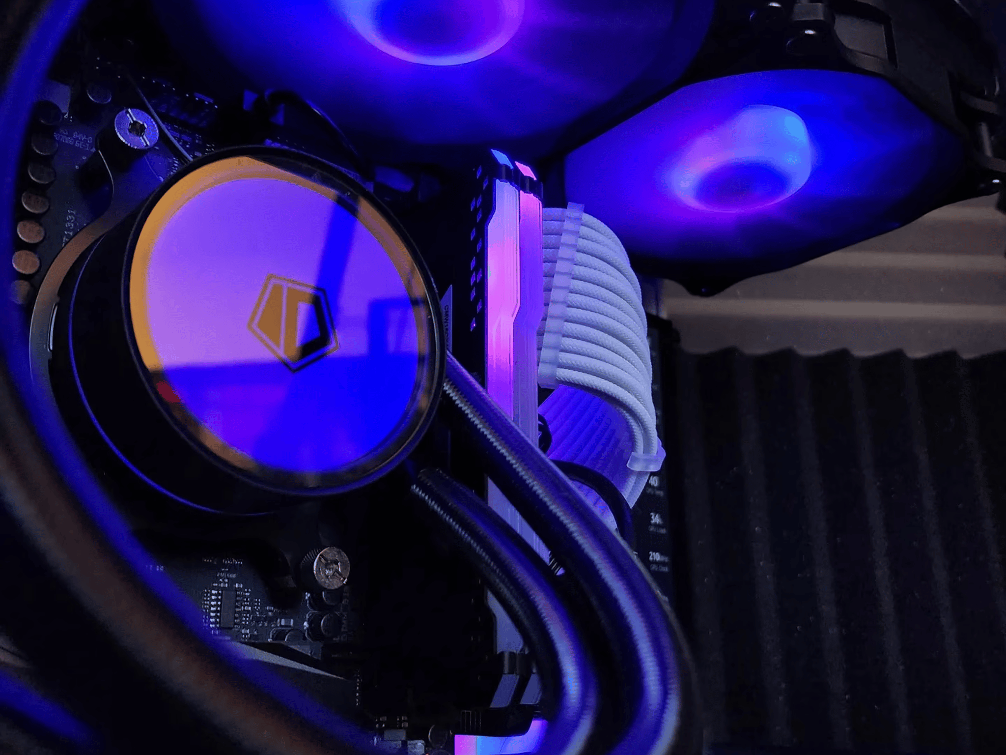 💙👾💙 Nvidia GeForce RTX 3060 Ti // AMD Ryzen 5 5600G // Corsair Vengeance 16GB 3200MHz