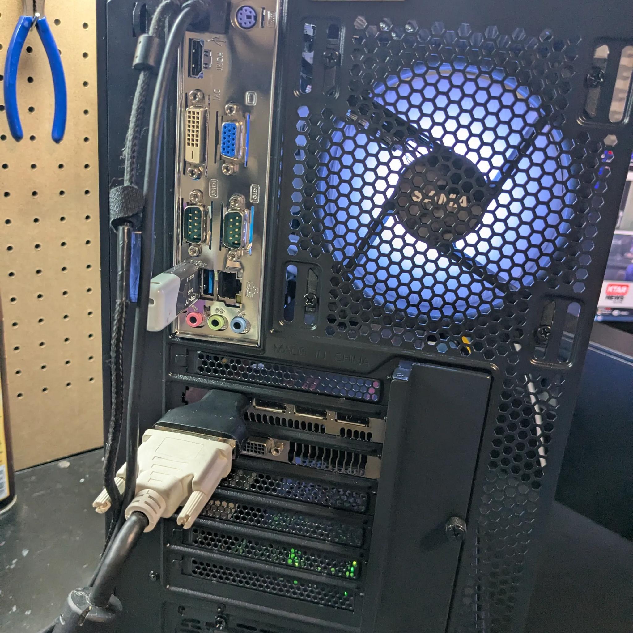120 FPS Fortnite | 180 Day Warranty |Xeon - Same as i7-4770S, 16GB RAM, RX 580 8GB, 480GB SSD, Win10