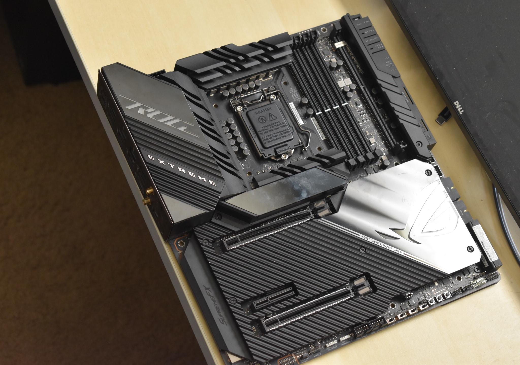 Asus ROG Maximus XIII Extreme Z590 Motherboard LGA1200
