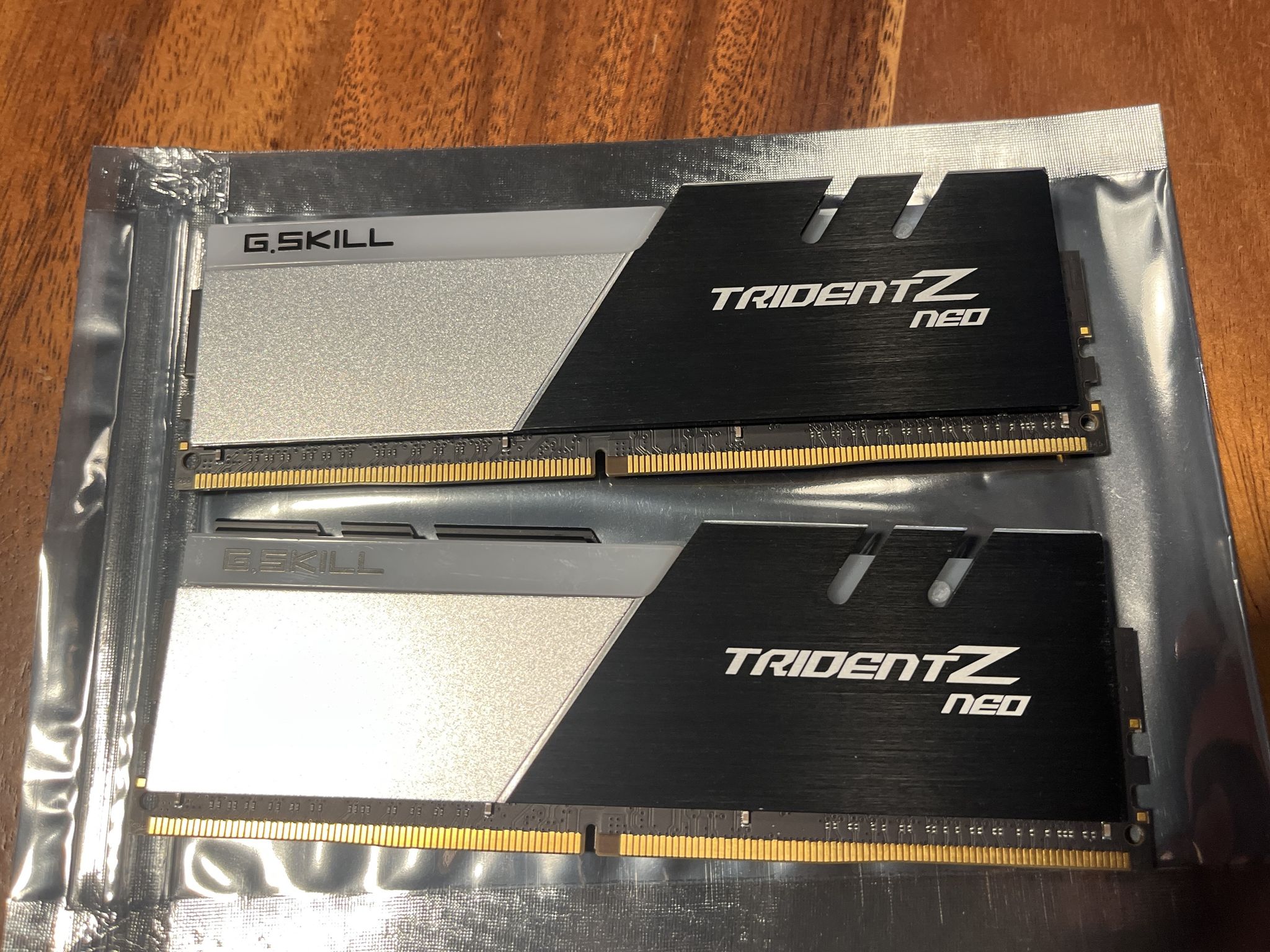 G.Skill Trident Z Neo Series 32GB (2x16GB) RAM DDR4 3600MHz F4-3600C16D-32GTZNC