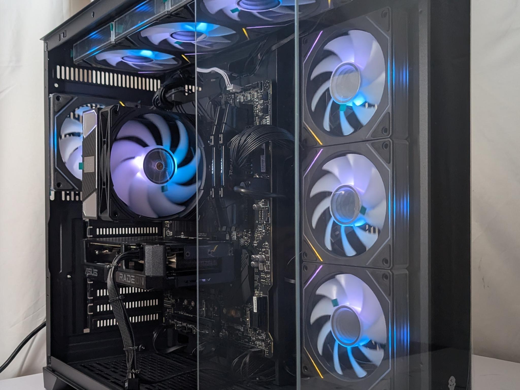 RX 9060XT 16GB | I7 12700KF | 1TB NVME | 32GB DDR4 | 750W