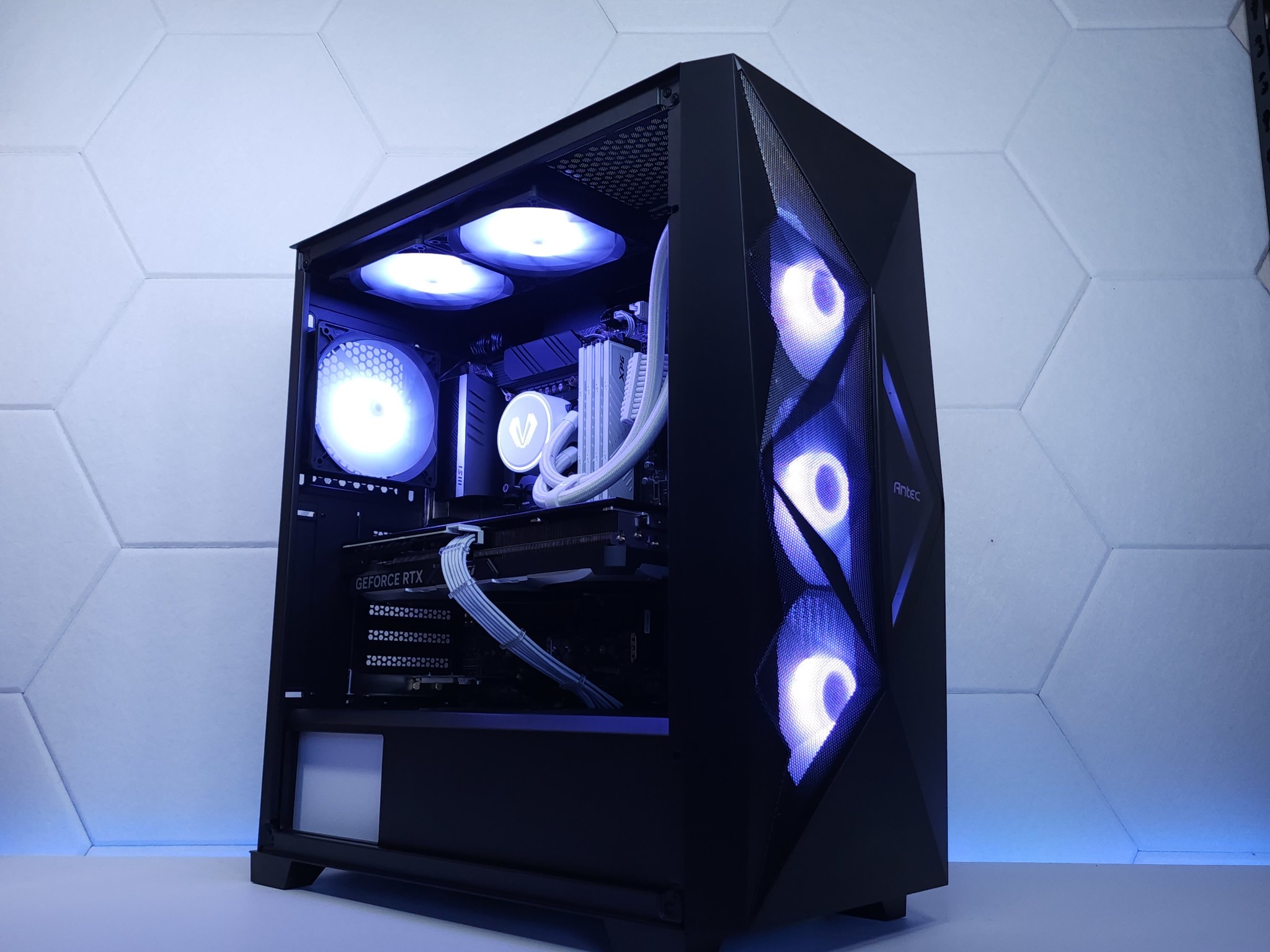 🖤🤍RTX 4070 Ti | Core i7 12700KF | 32GB 3200MHz | 1TB NVMe Gen 4