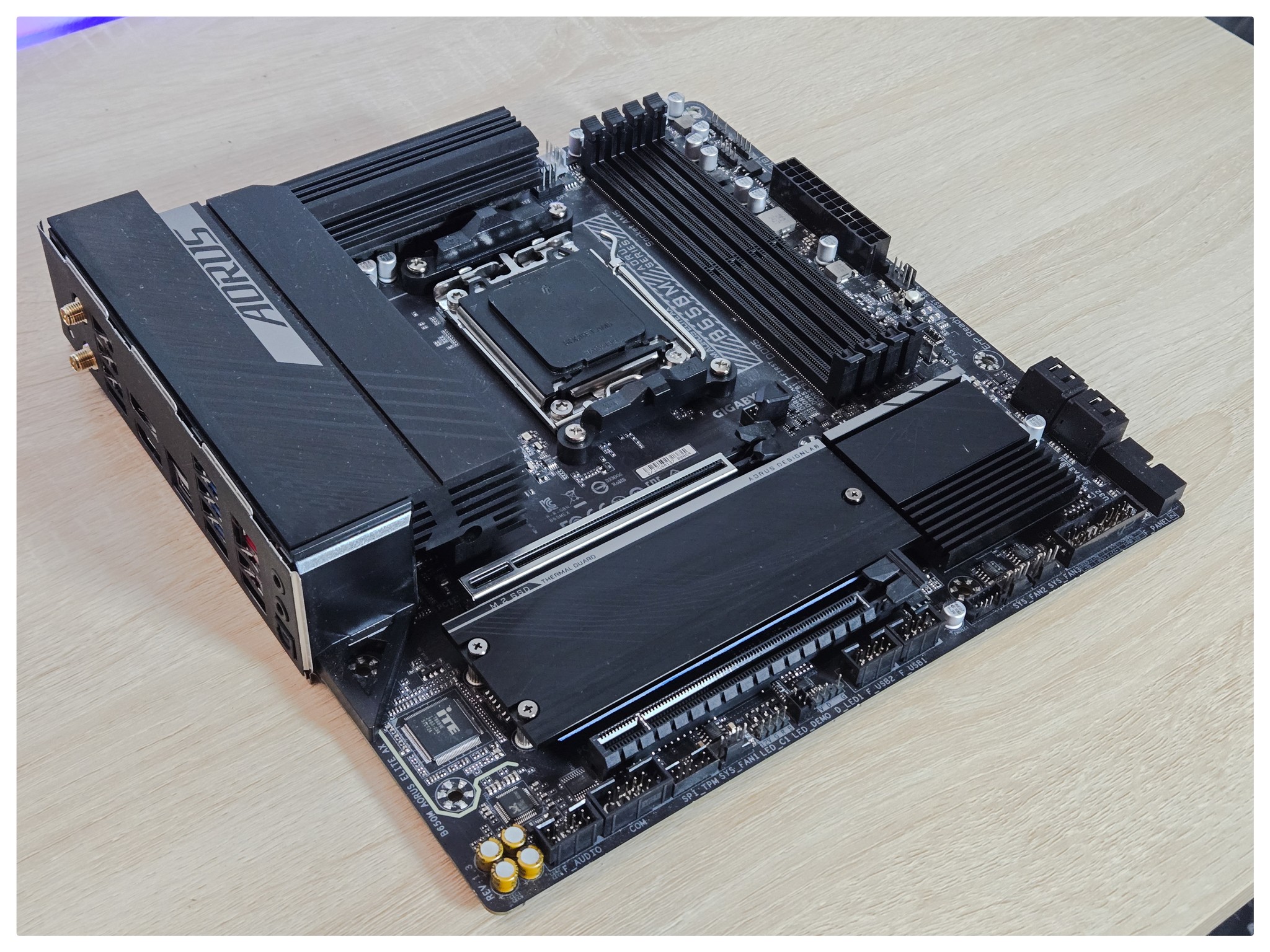 Gigabyte B650M Aorus Elite AX | AM5 Motherboard