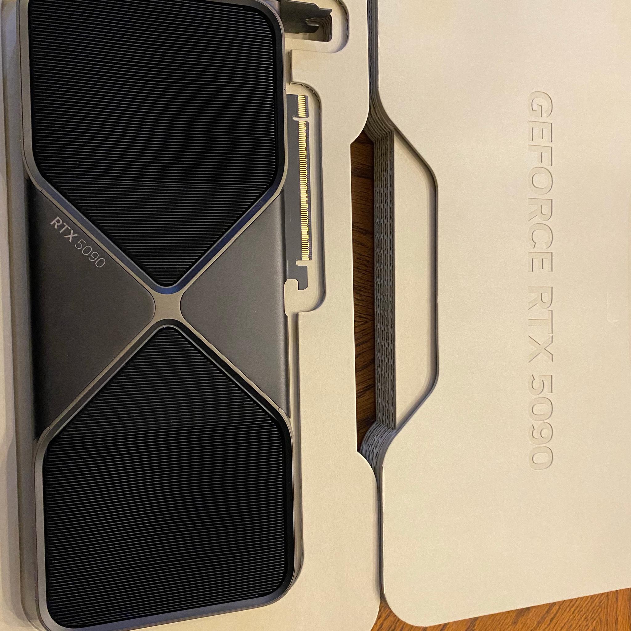 NVIDIA GeForce RTX 5090 Founders Edition